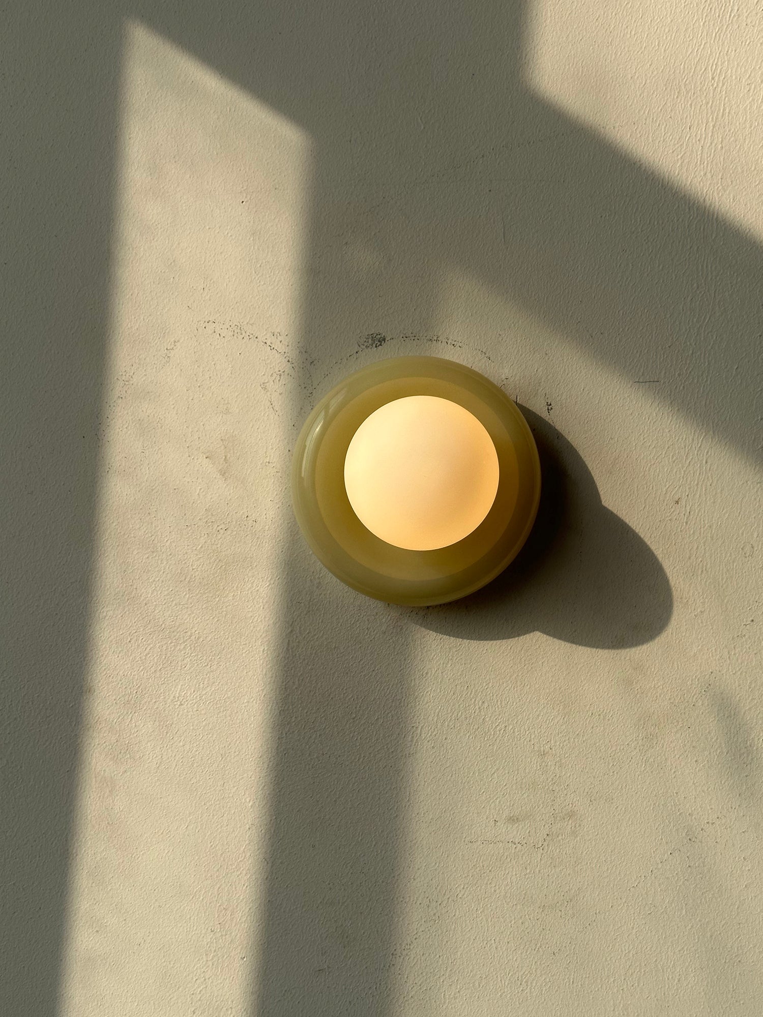 Daleaan Wall Light