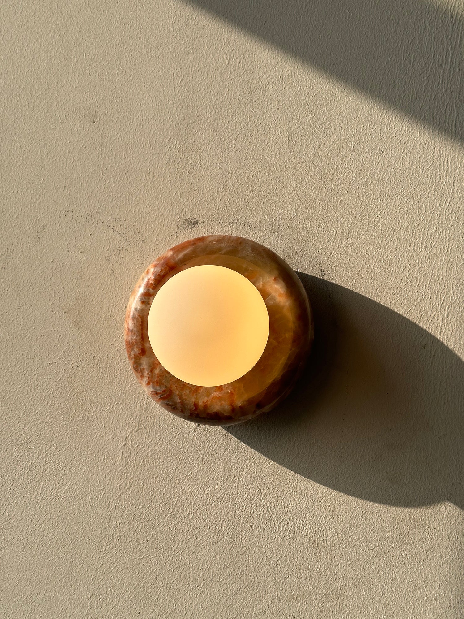 Daleaan Wall Light