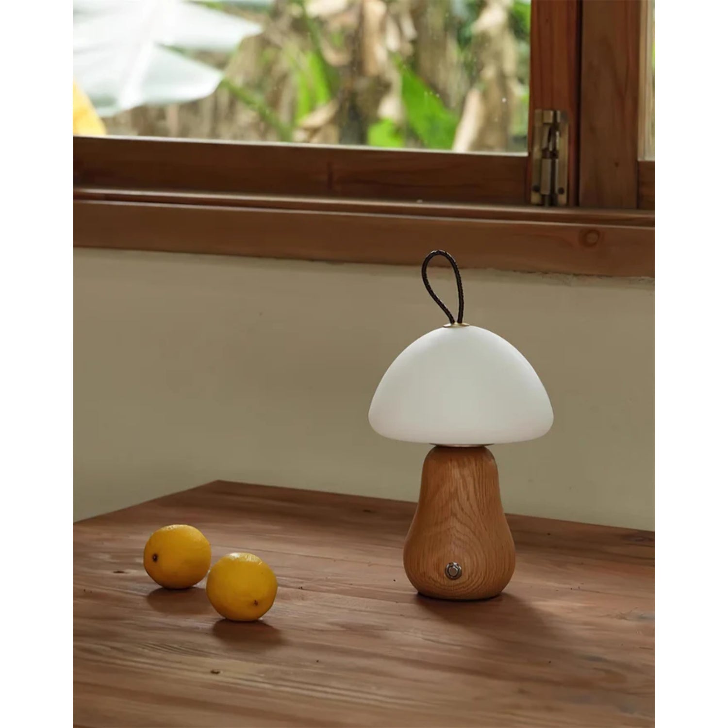 Nubbis Table Lamp