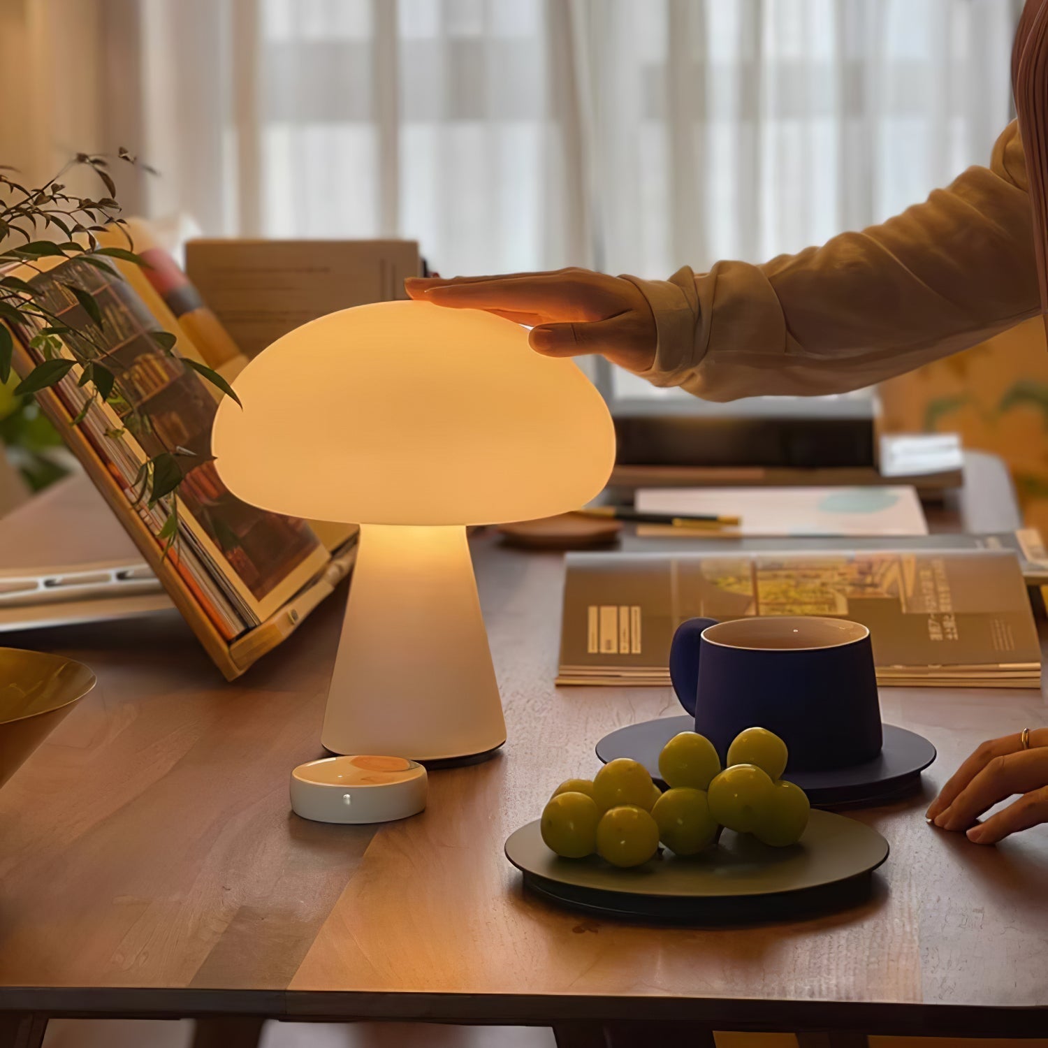 Vesano Table Lamp