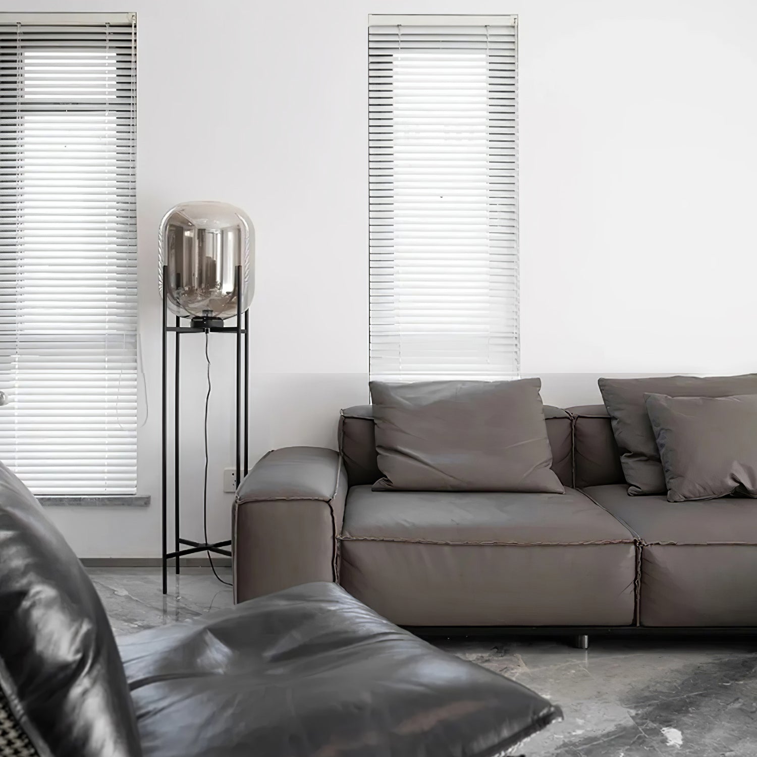 Trevalo Floor Lamp