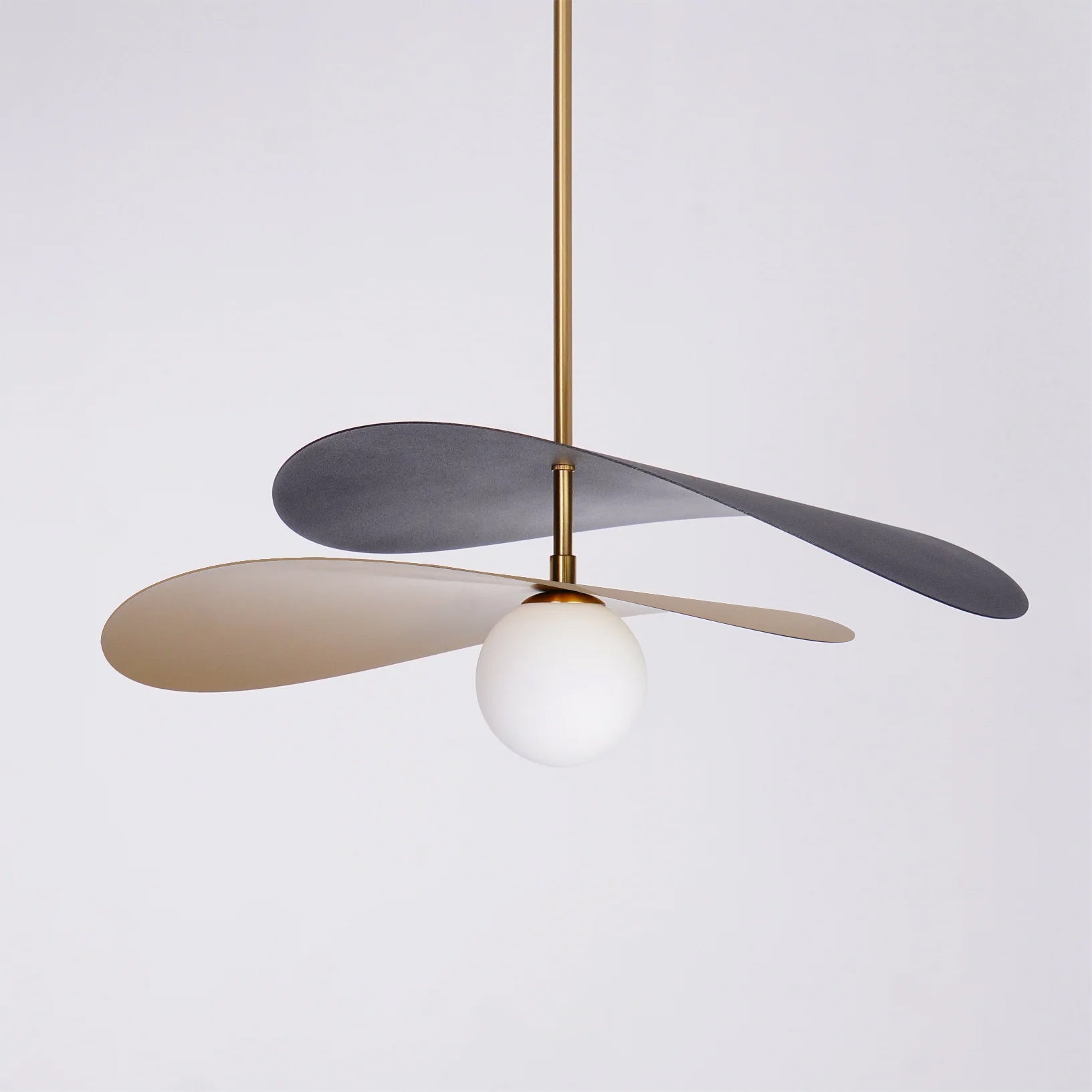 Linus Leaf Pendant Light