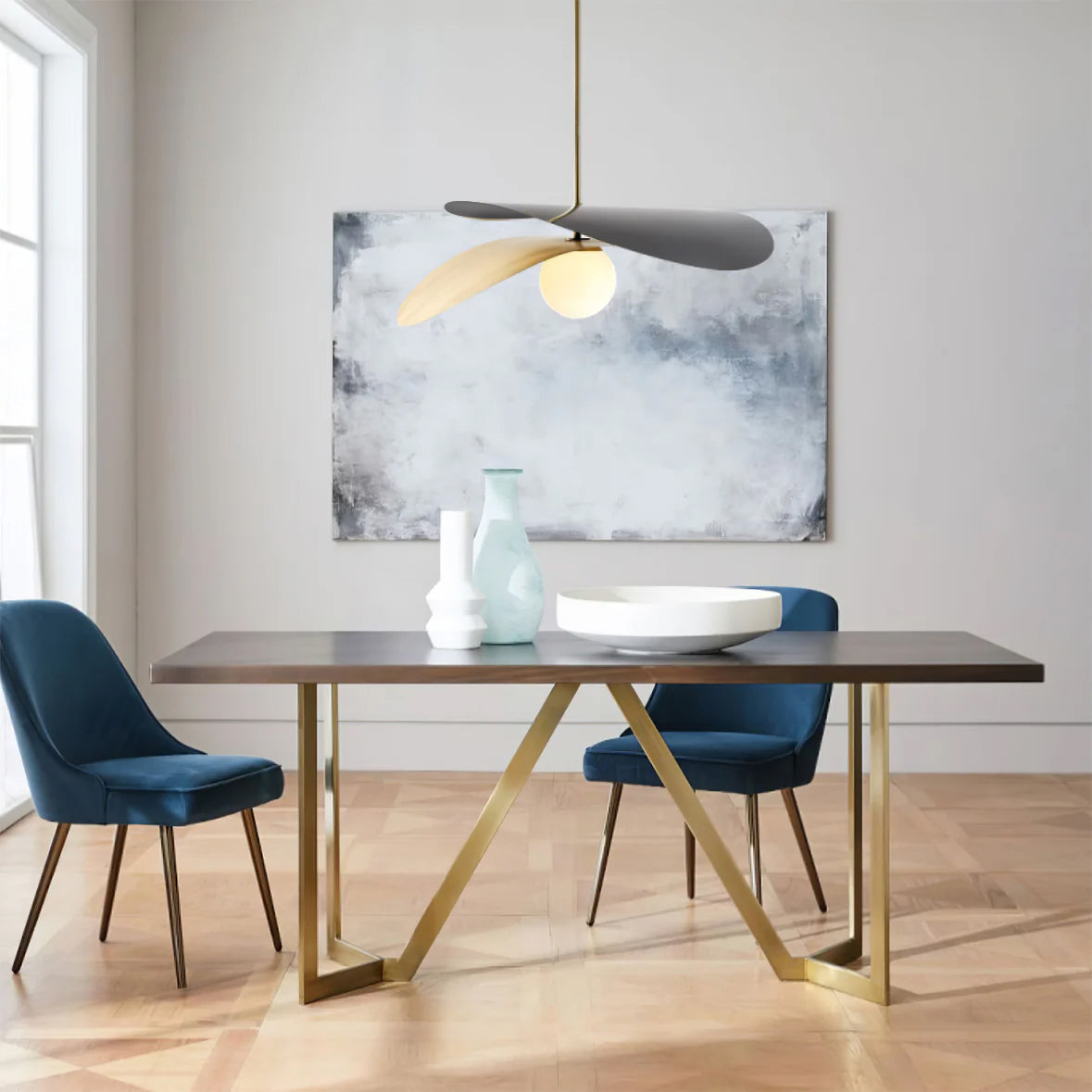 Linus Leaf Pendant Light