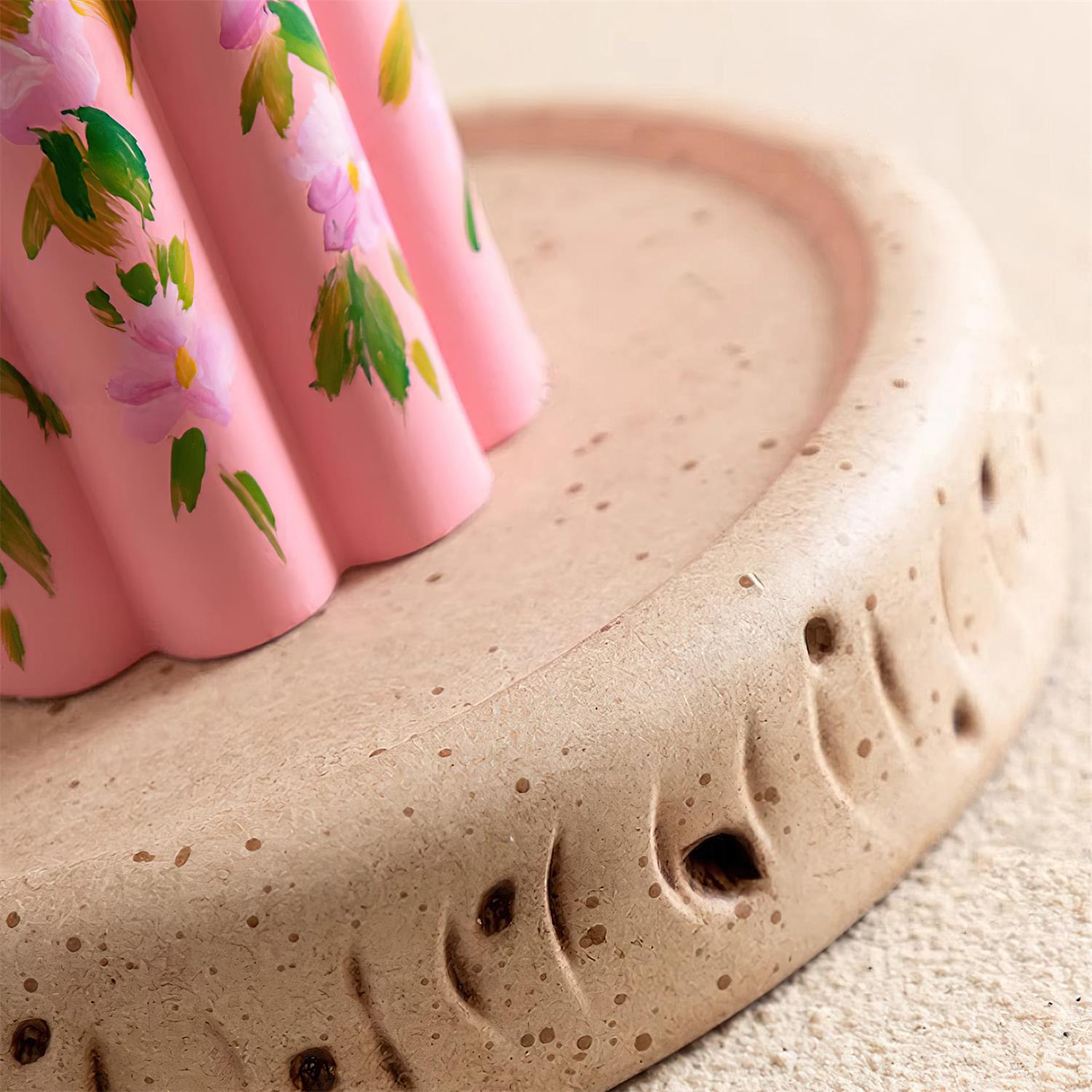 Ollyo Table Lamp