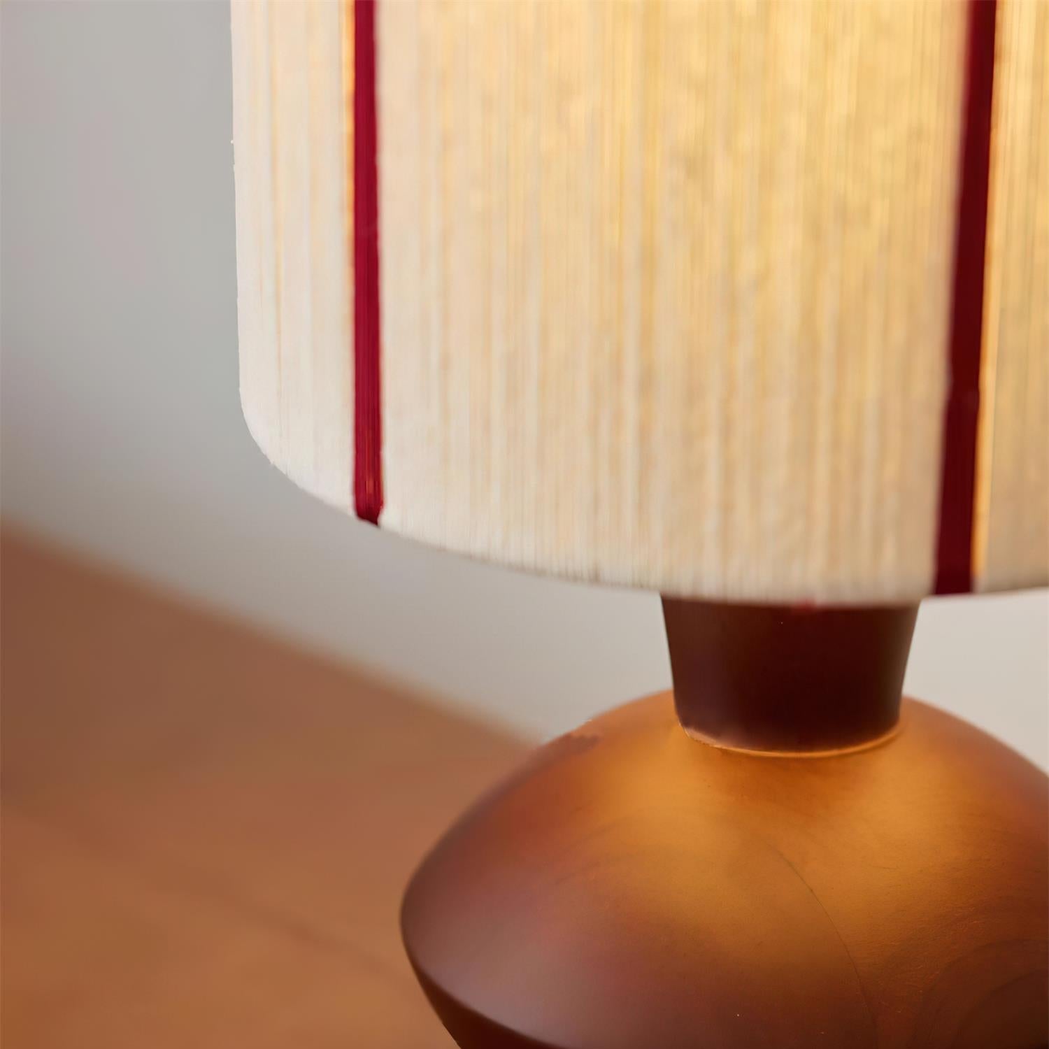 Olzowa Table Lamp