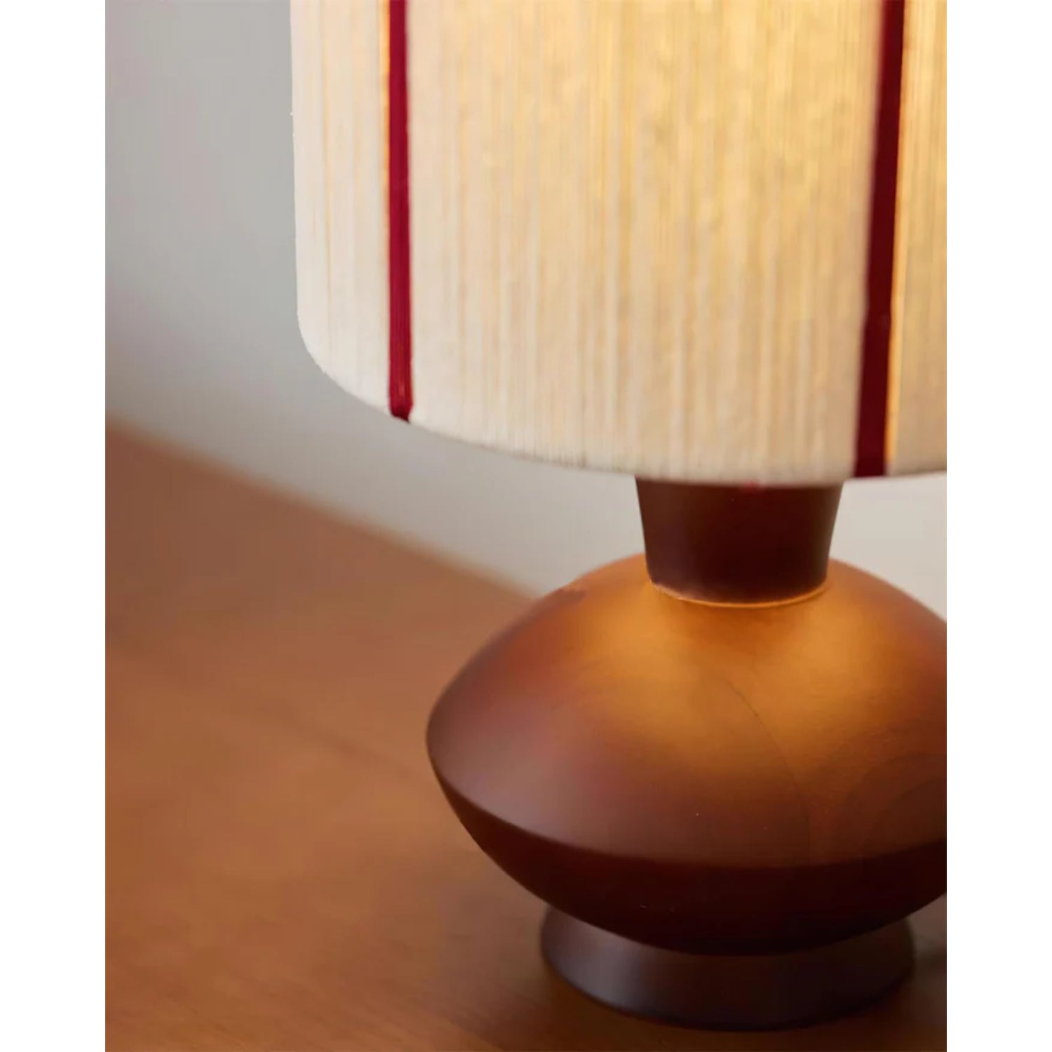 Olzowa Table Lamp