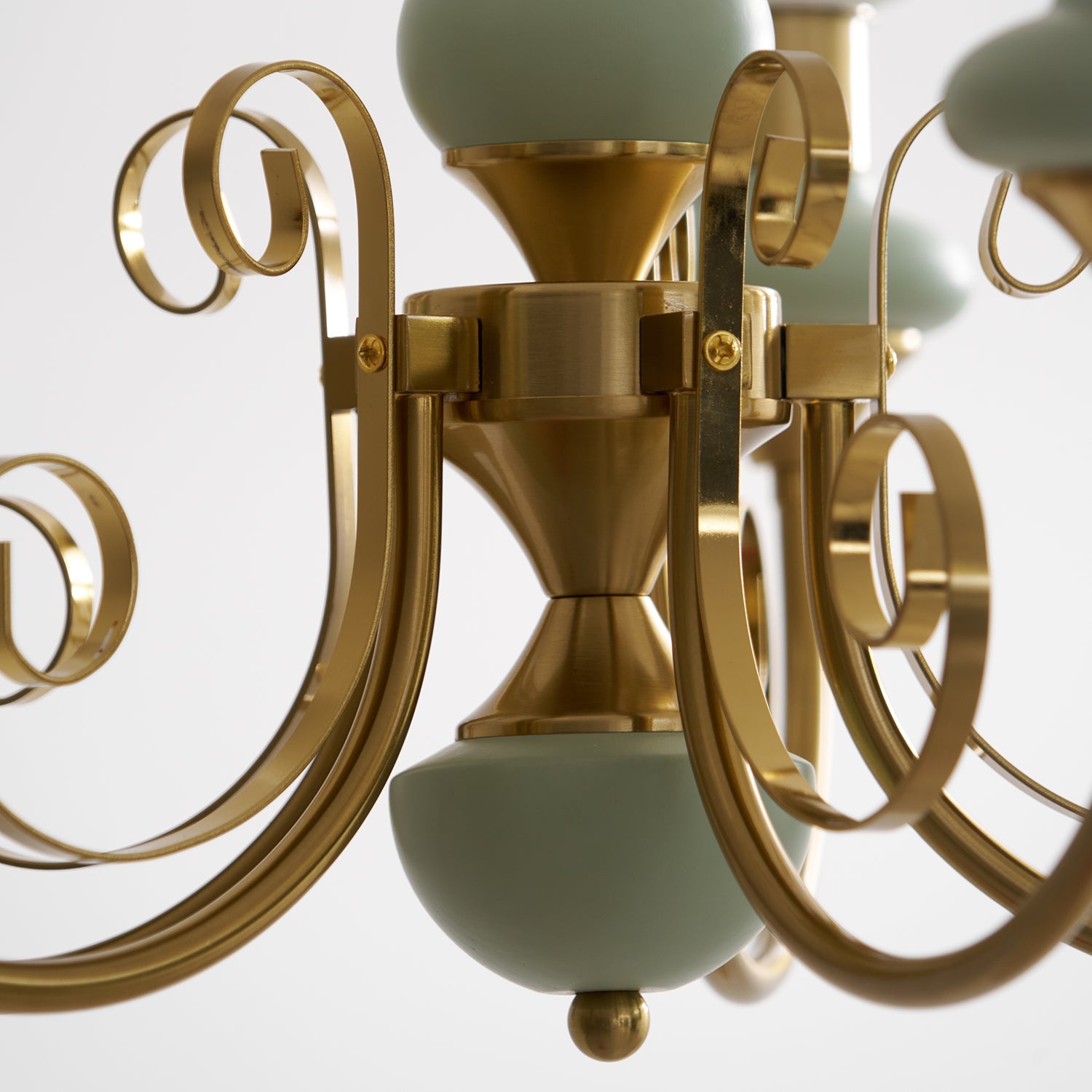 Torarer Globe Chandelier
