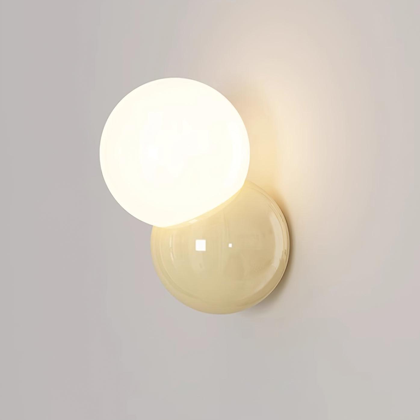 Zorlen Wall Light