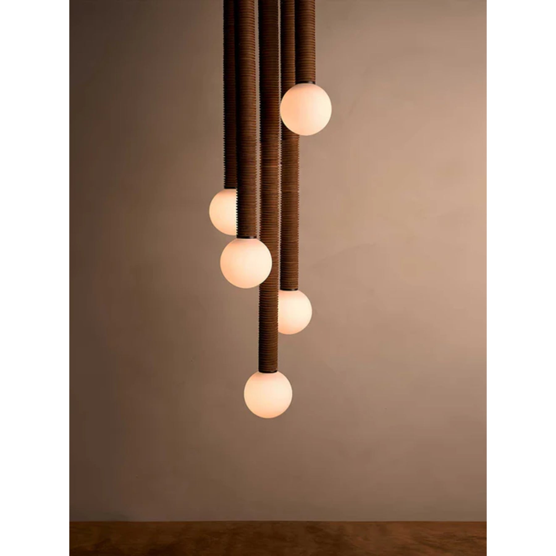 Lusestro Pendant Light