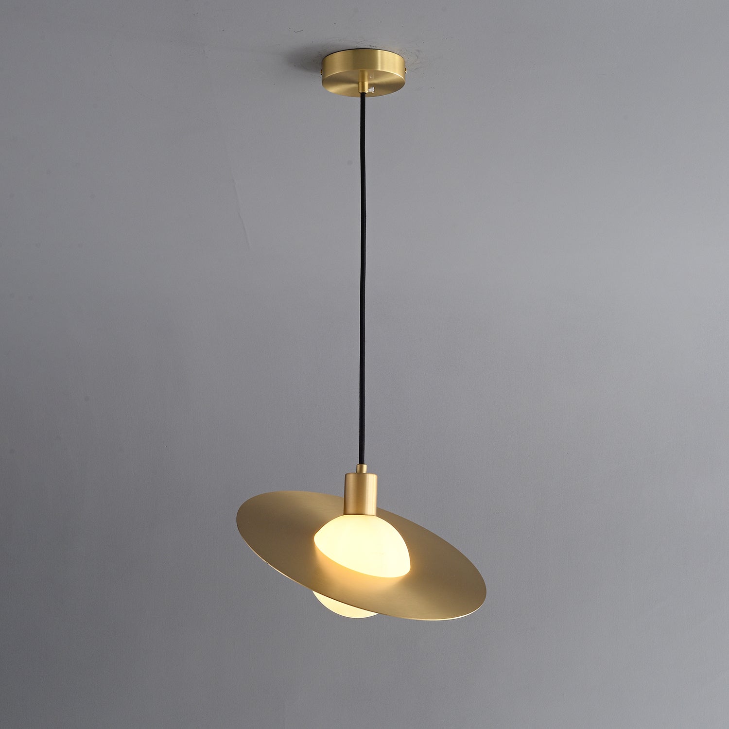 Orys Planet-Shape Pendant Light