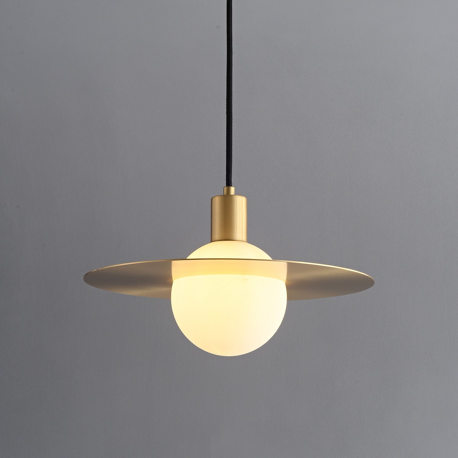 Orys Planet-Shape Pendant Light