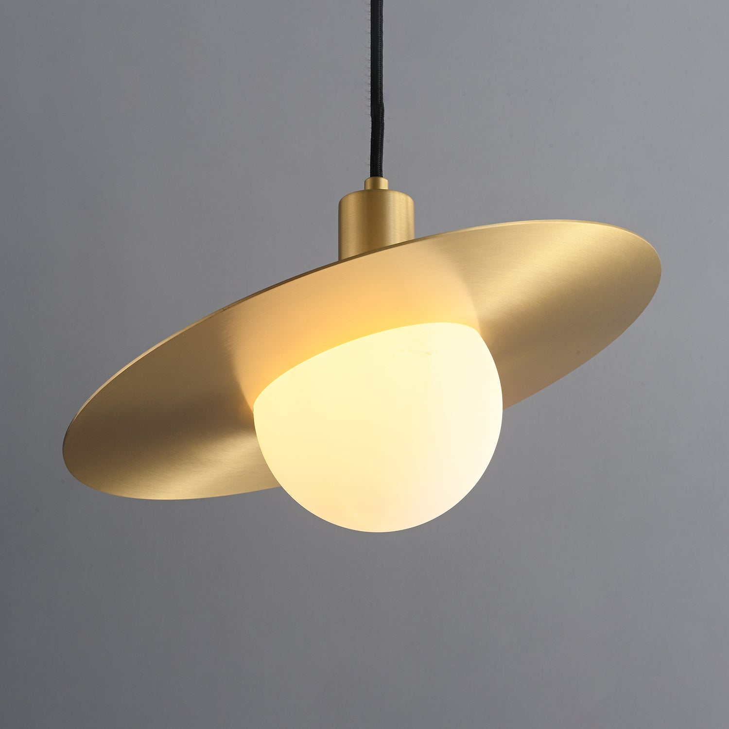 Orys Planet-Shape Pendant Light