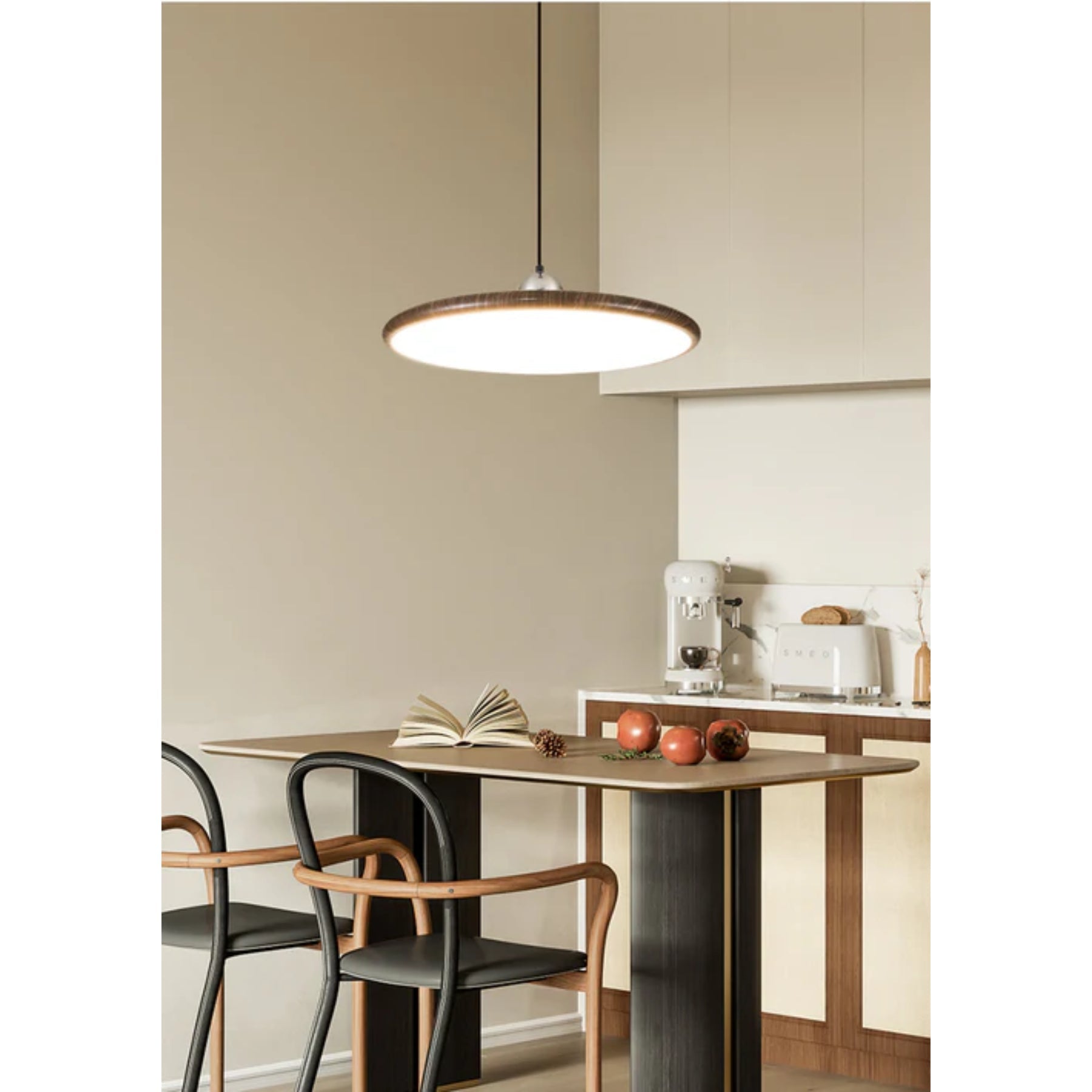 Galeyzo Pendant Light