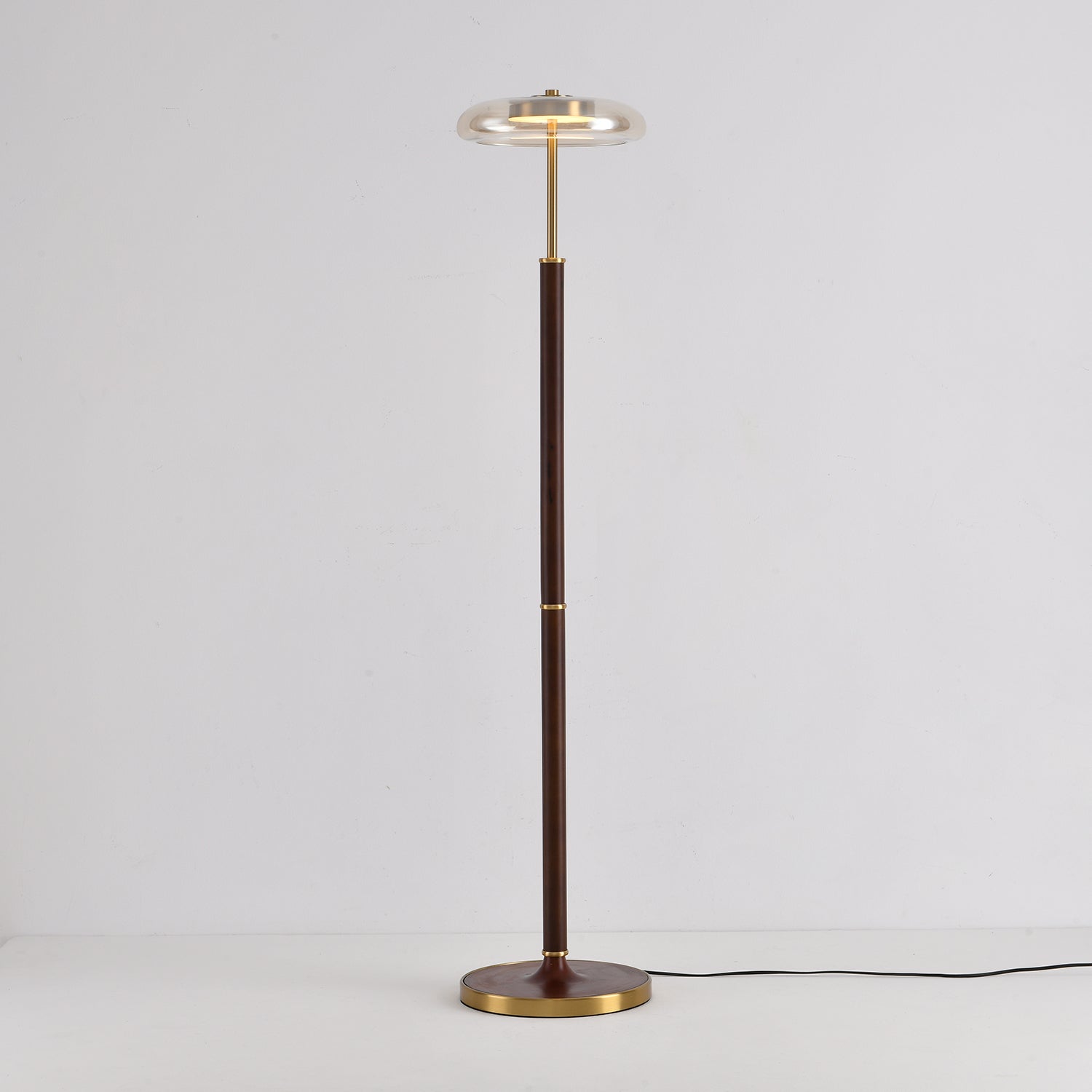 Mentolis Floor Lamp