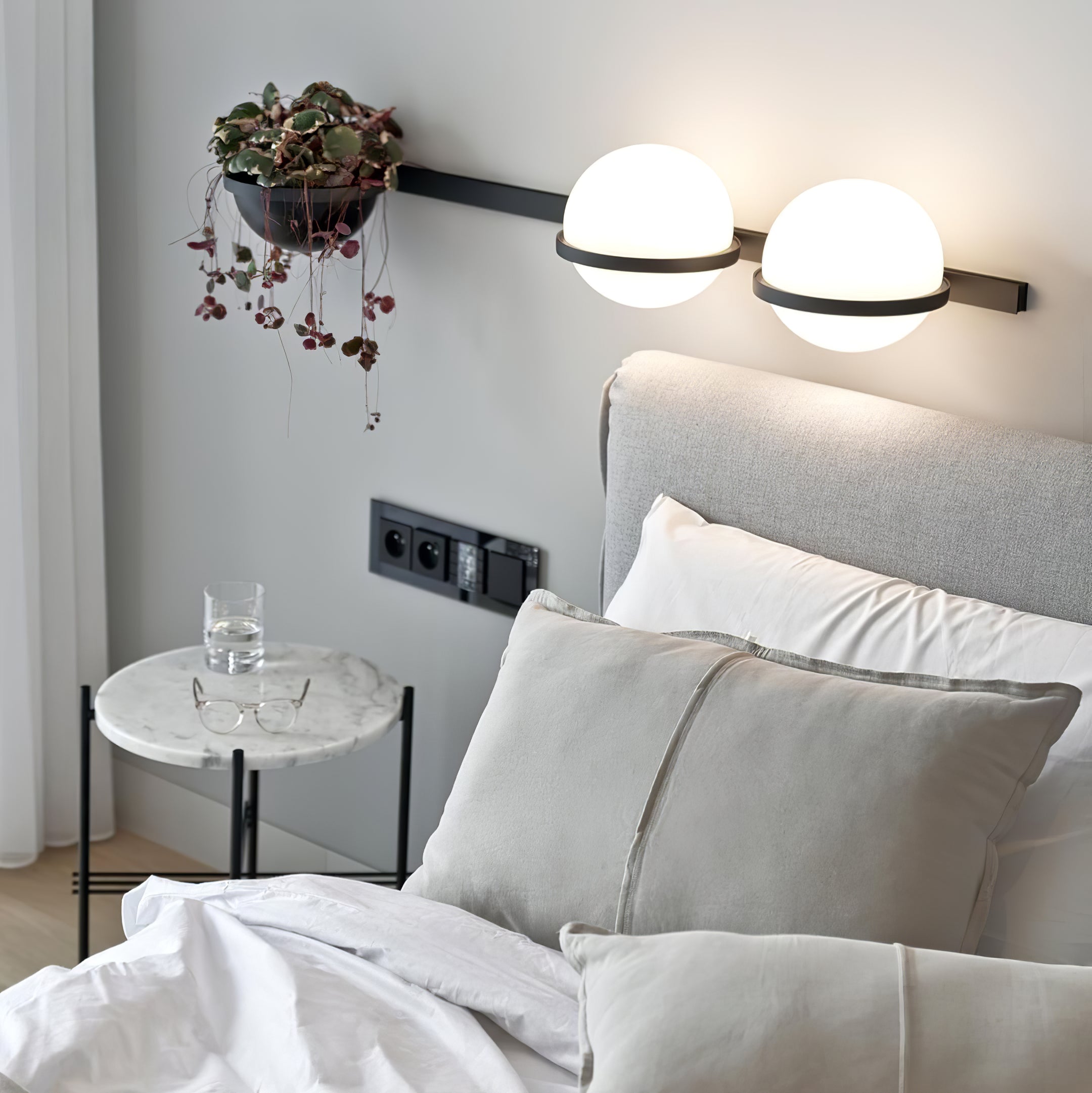 Obreso Wall Light