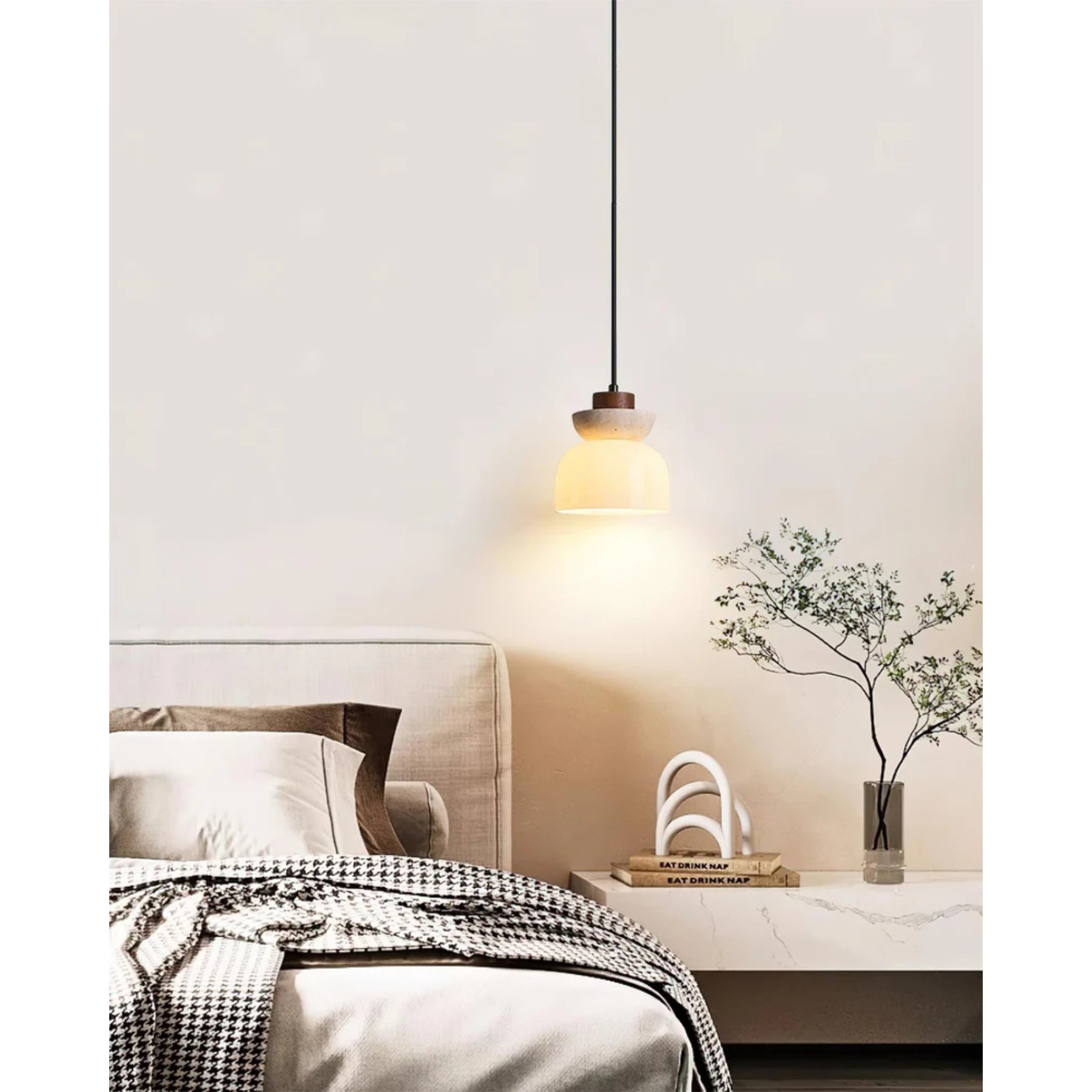 Loapina Pendant Light