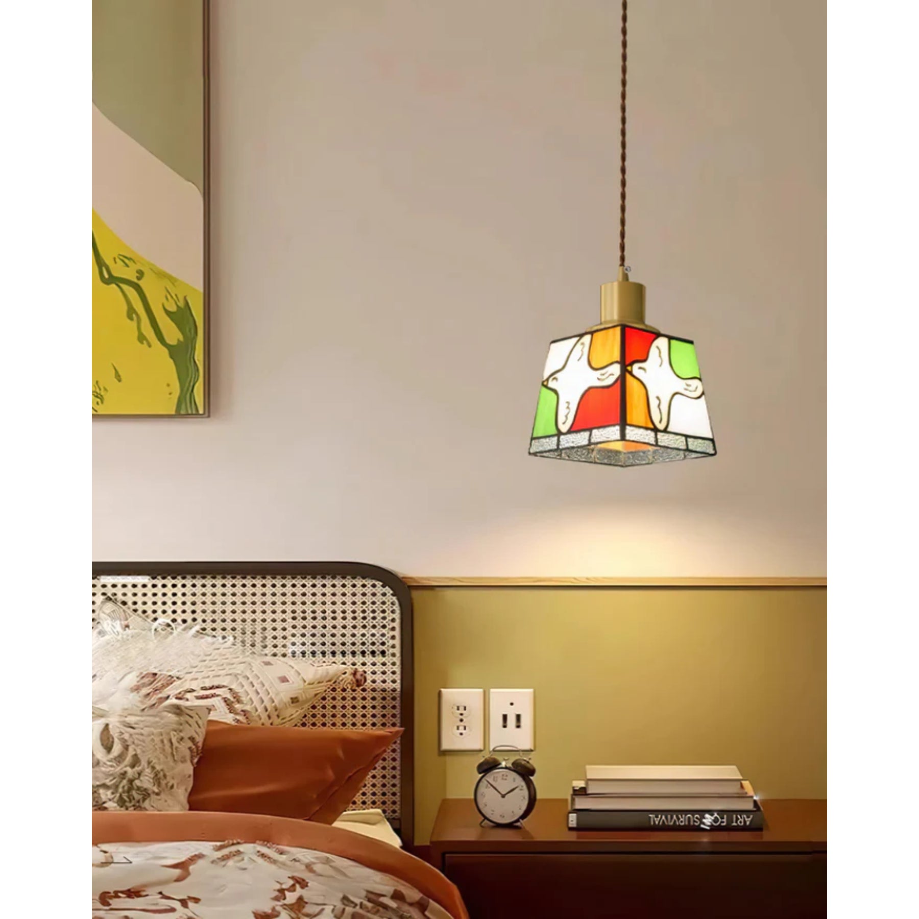 Dovesa Tiffany Pendant Light