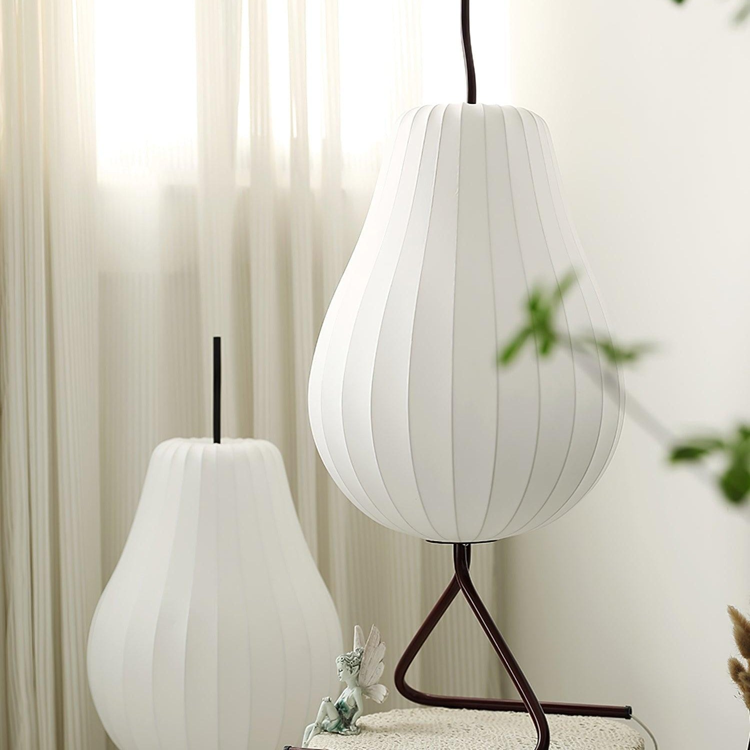 Perzan Pear-Shaped Floor Lamp