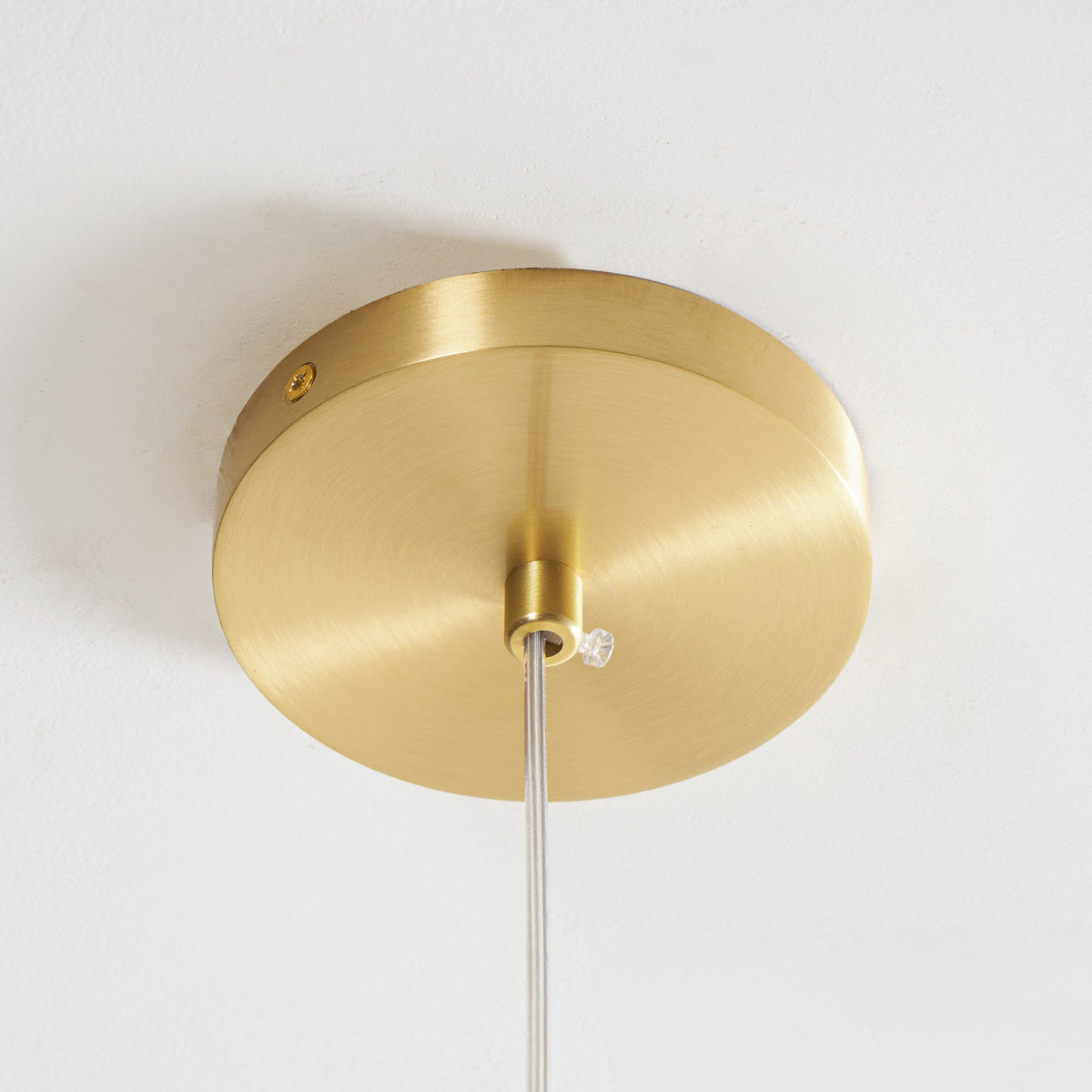 Zorvaan Globe Pendant Light