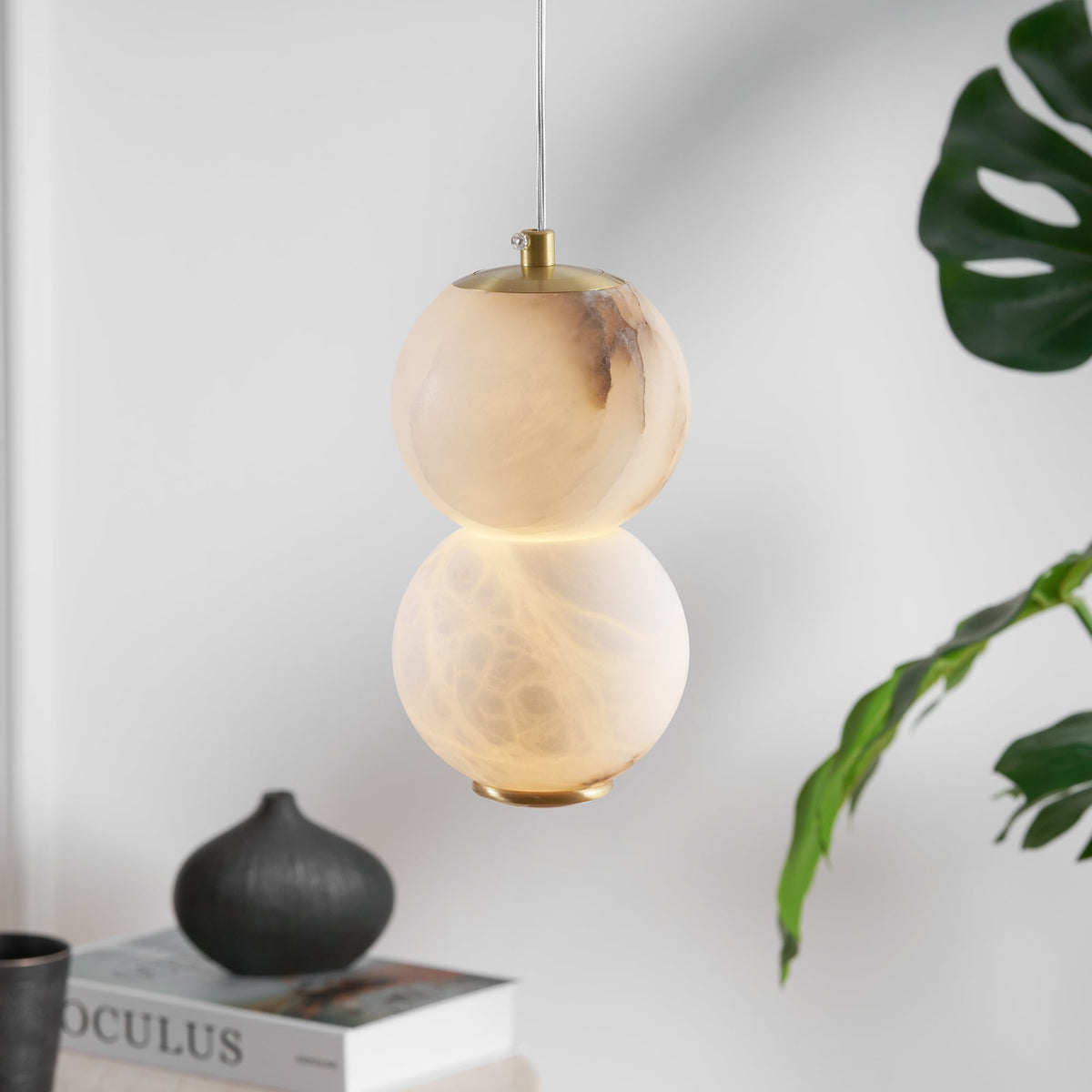 Zorvaan Globe Pendant Light