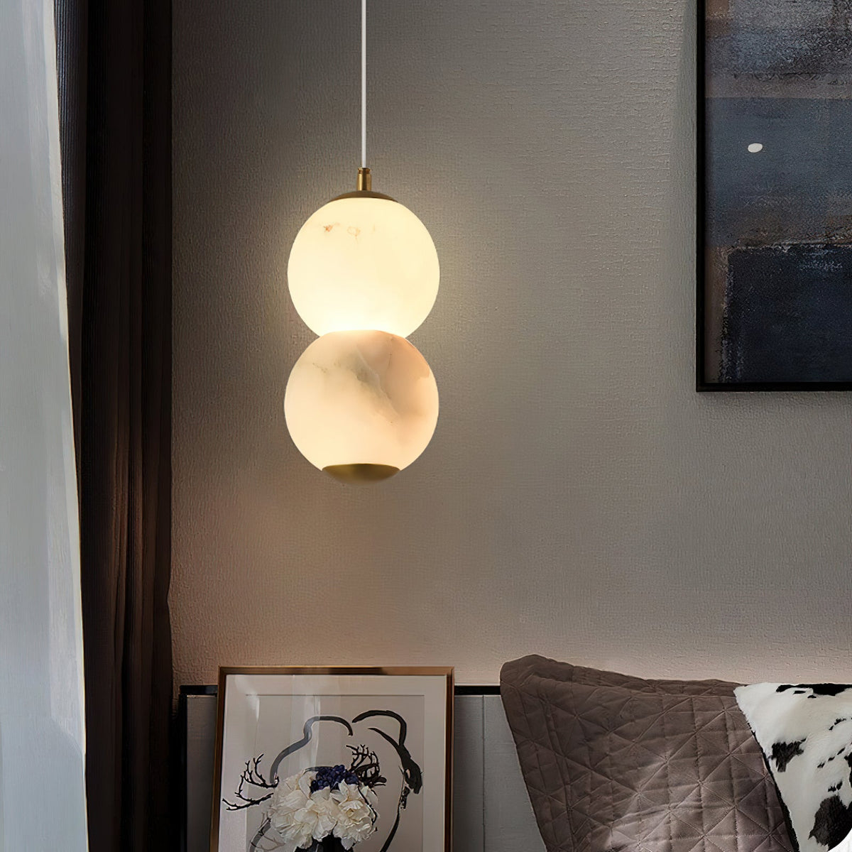Zorvaan Globe Pendant Light