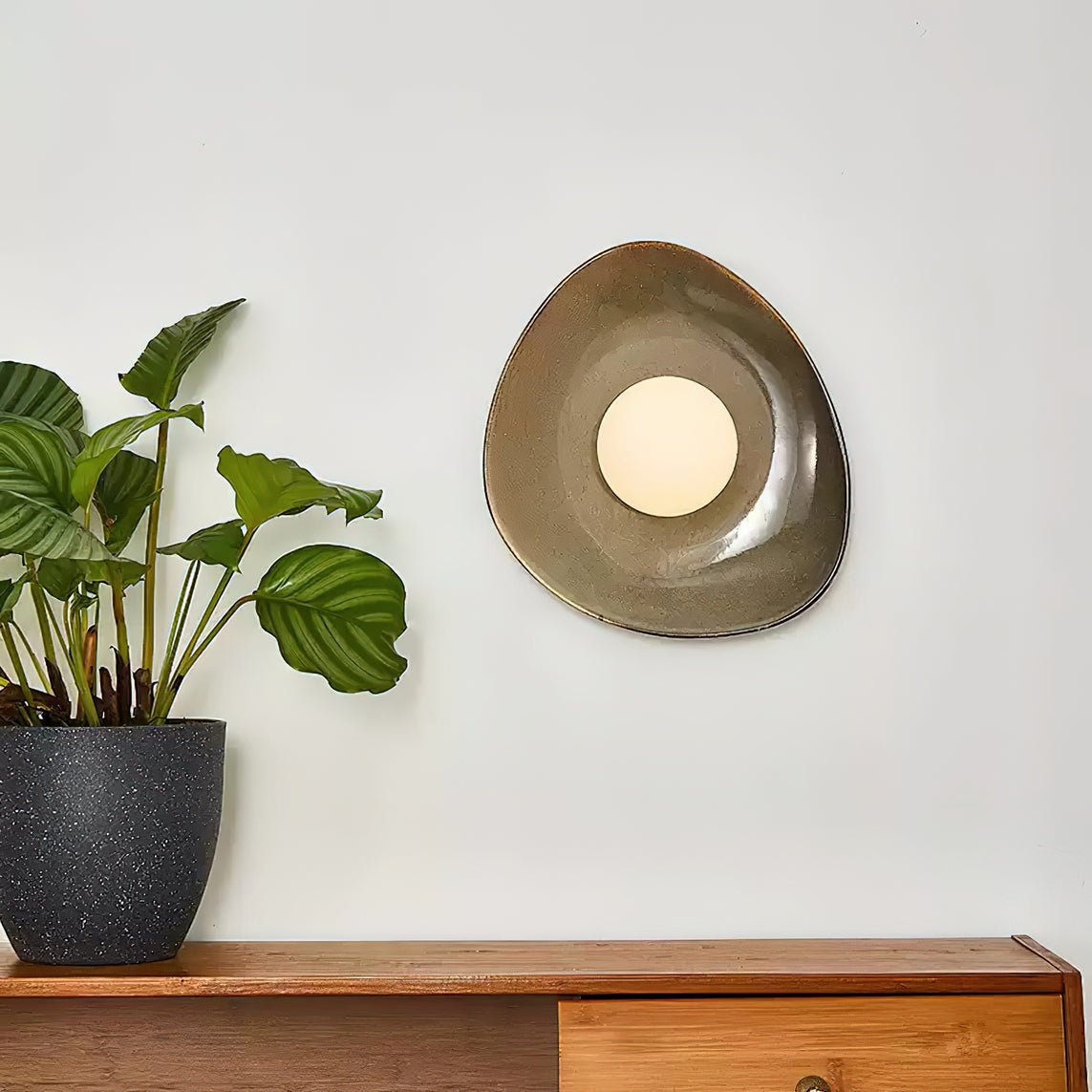 Pendelis Wall Light