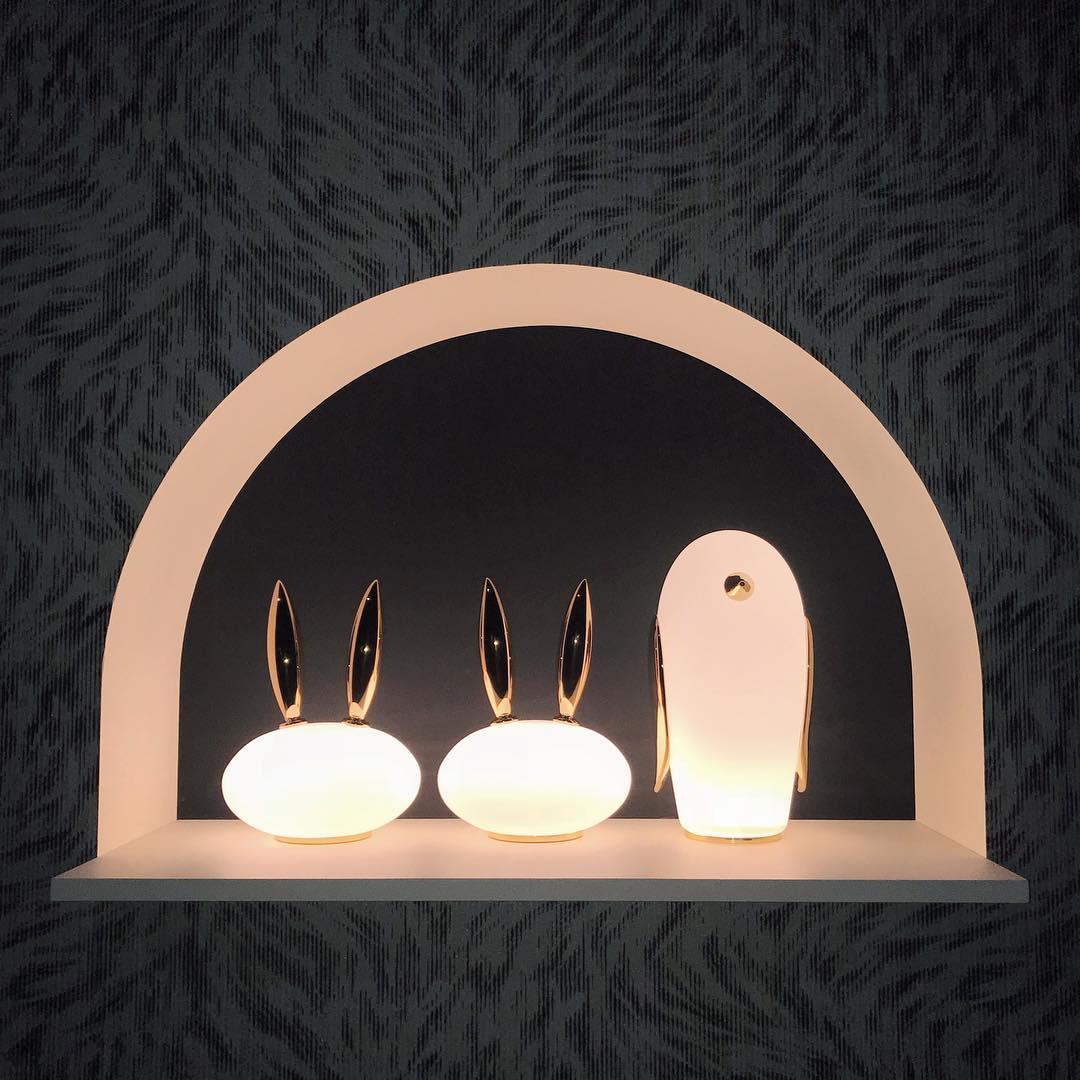 Penguin Design Table Lamp