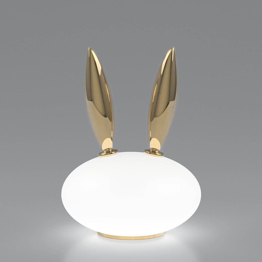 Penguin Design Table Lamp