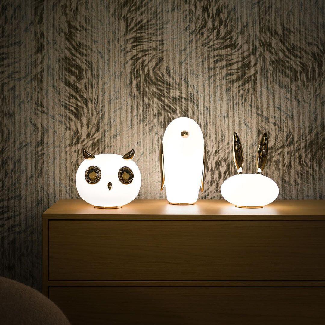 Penguin Design Table Lamp