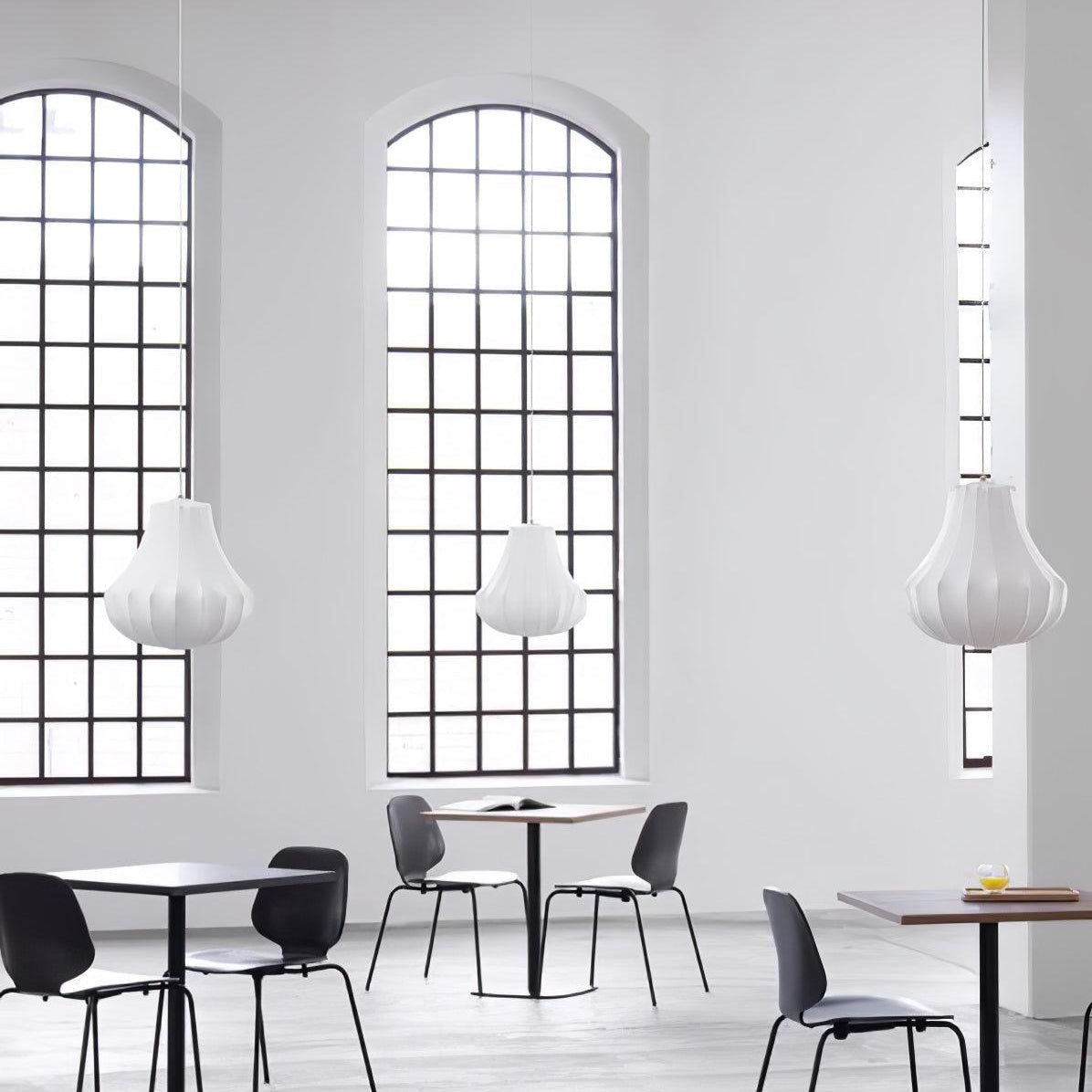 Pantavo Pendant Light