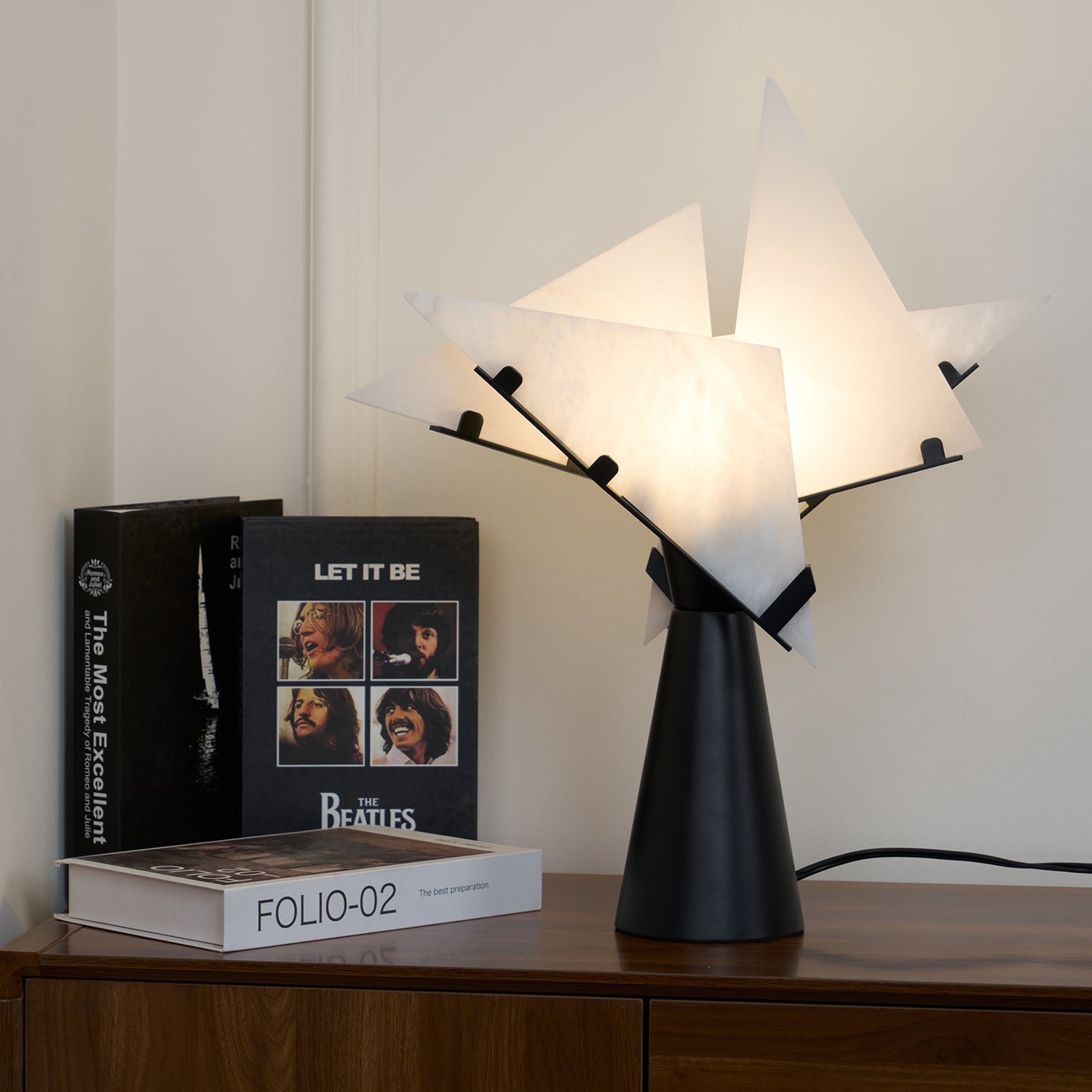 Seko Four Alabaster Blade Table Lamp