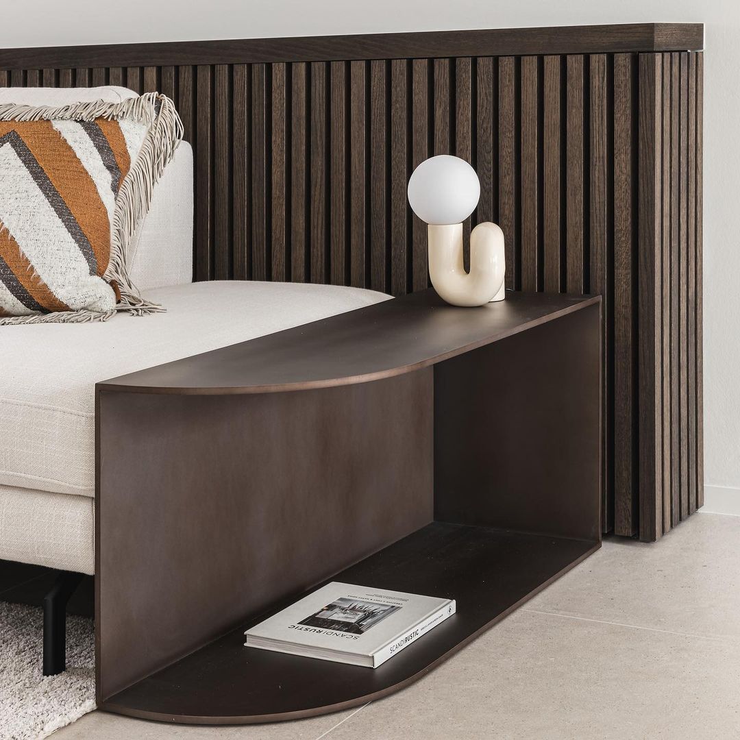 Curlshape Table Lamp