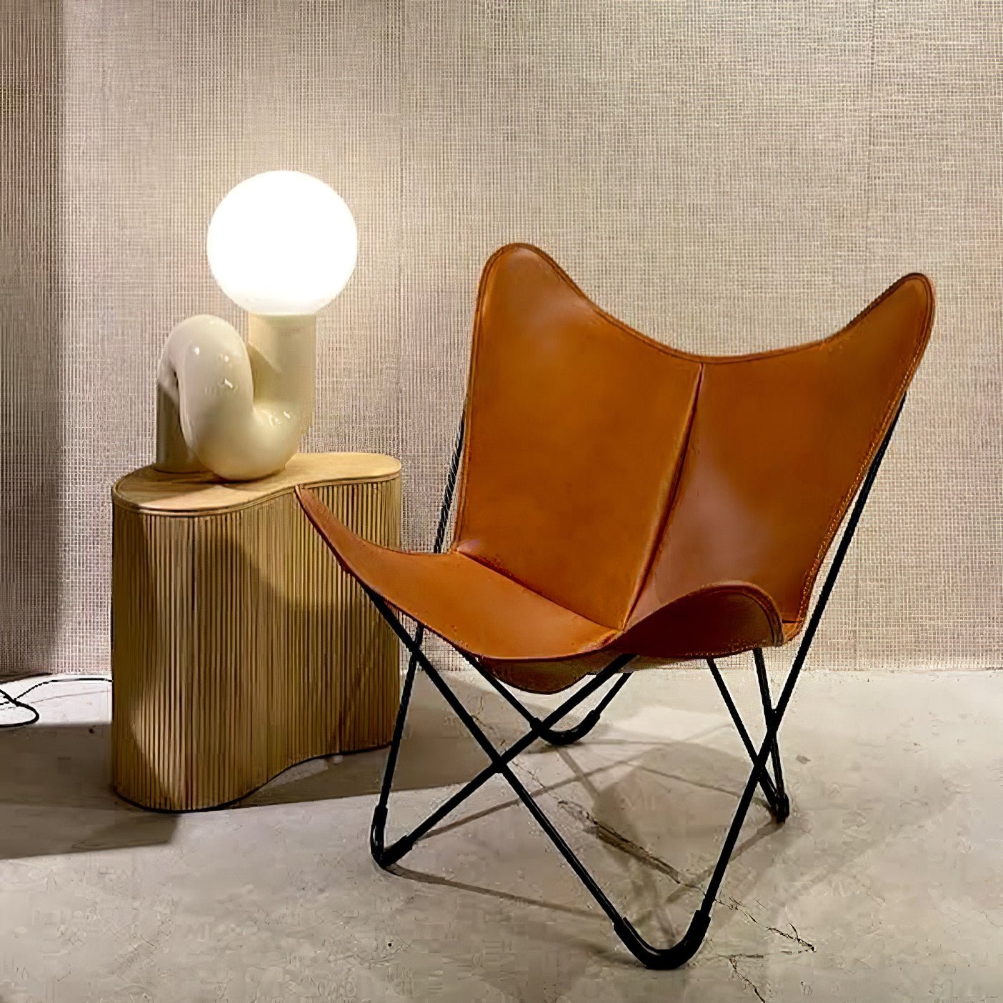 Curlshape Table Lamp