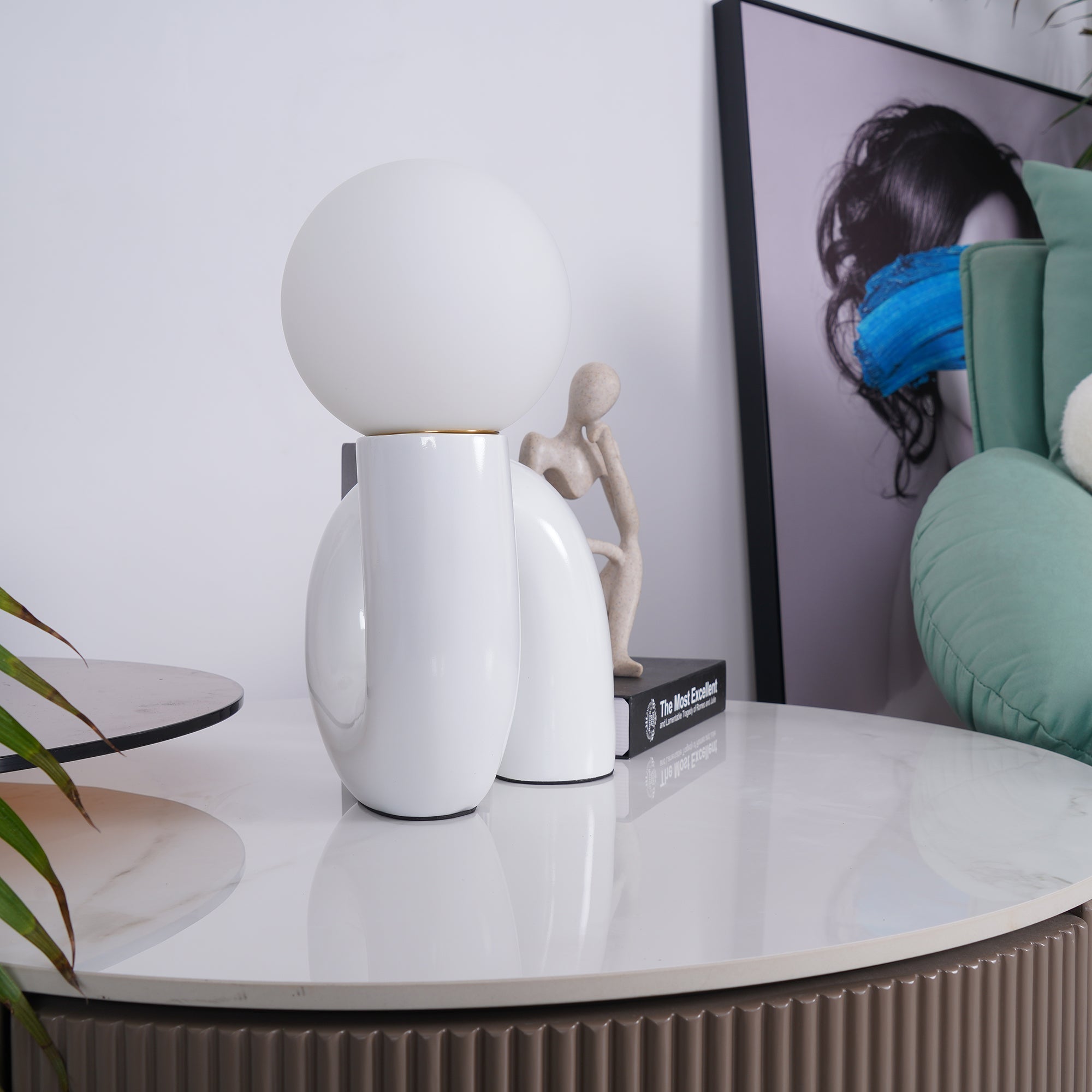 Curlshape Table Lamp