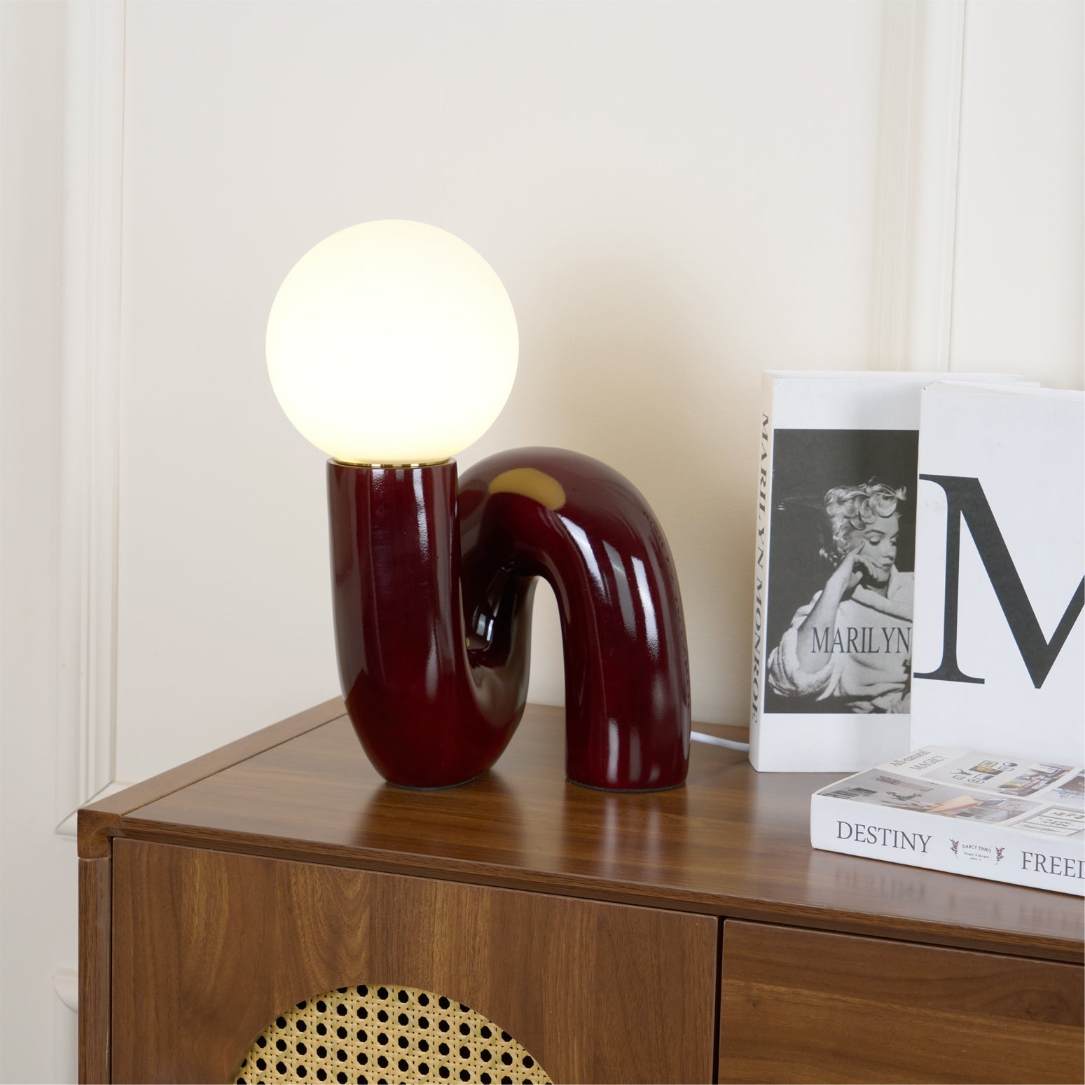 Curlshape Table Lamp