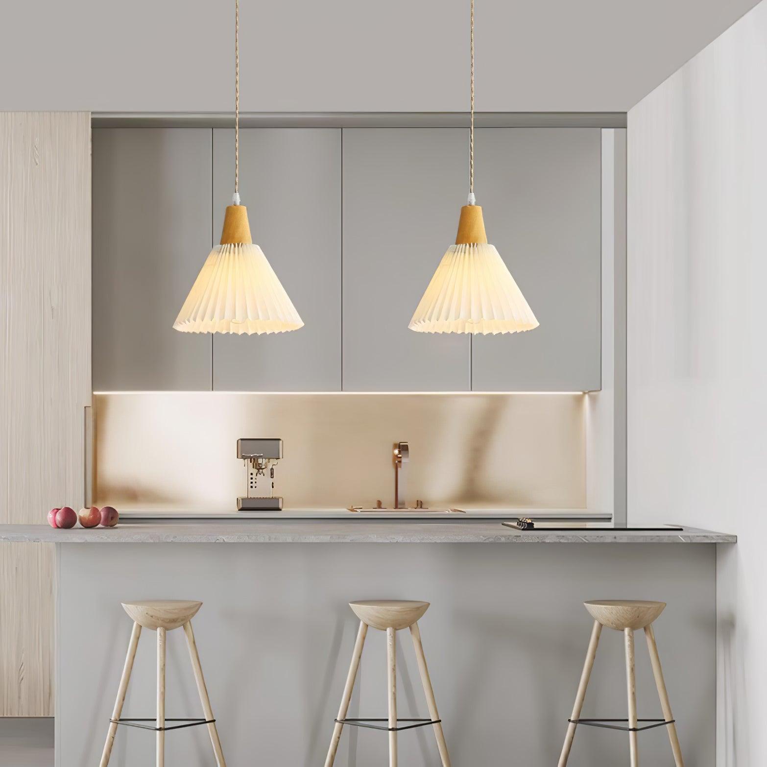 Pelowa Pendant Light