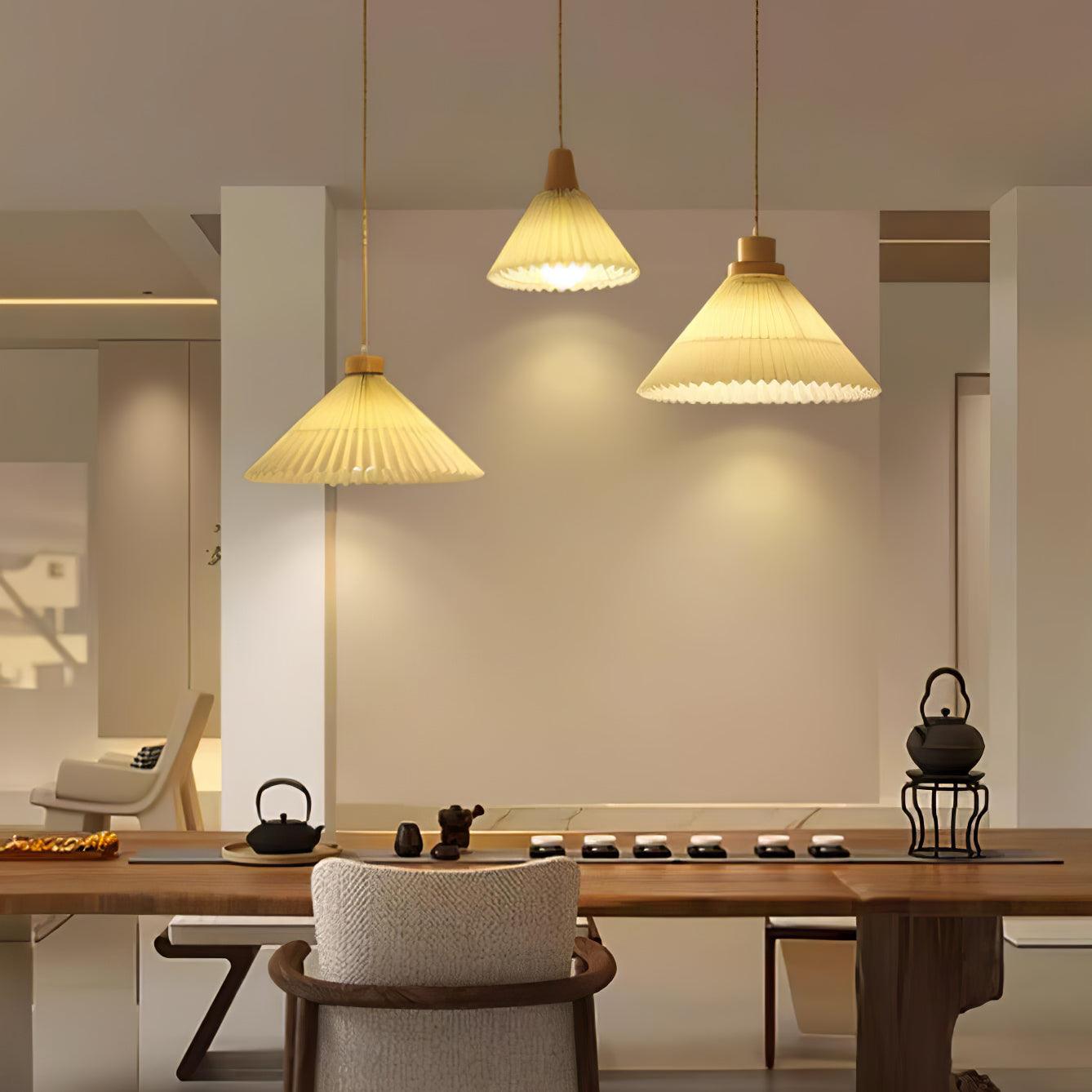 Pelowa Pendant Light