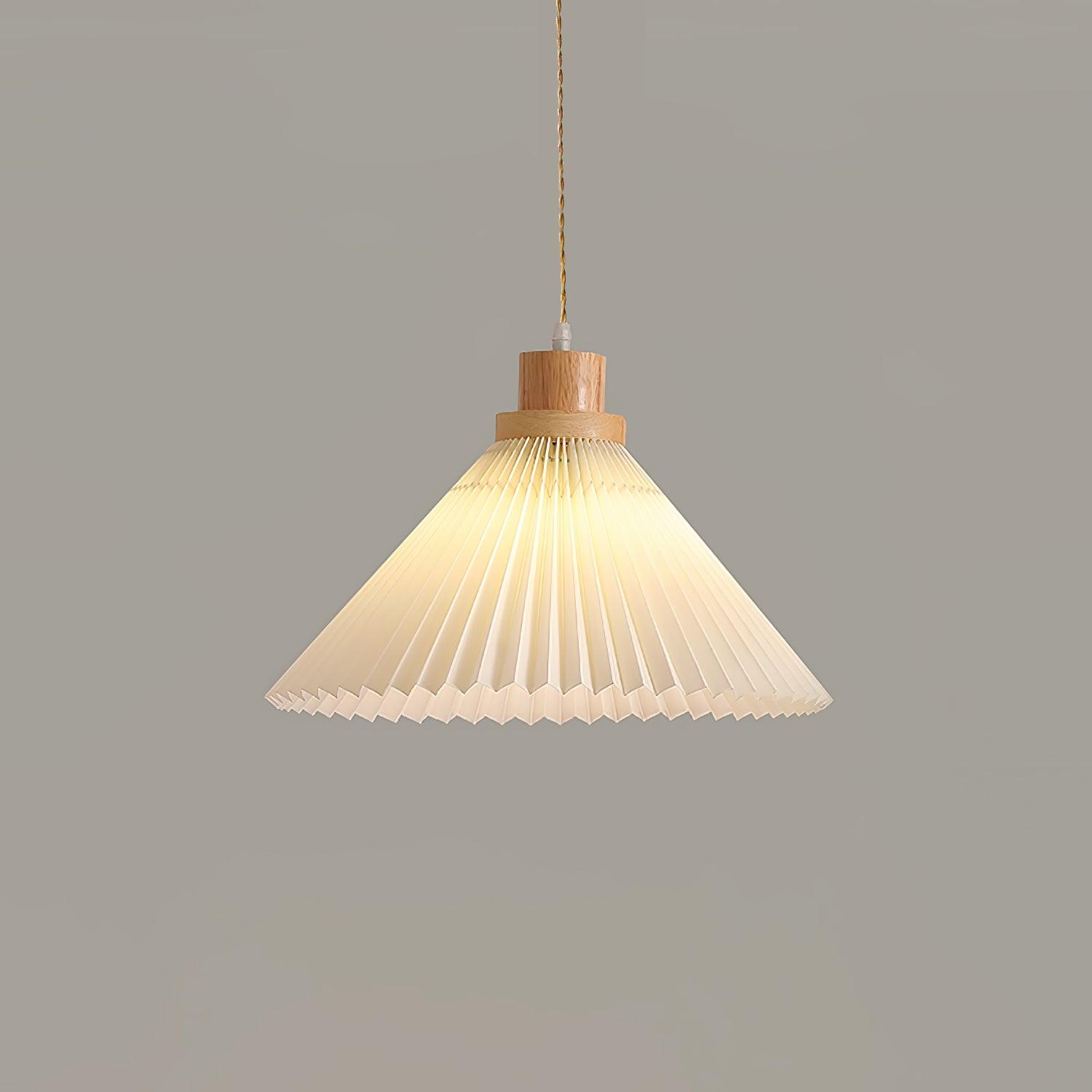 Pelowa Pendant Light