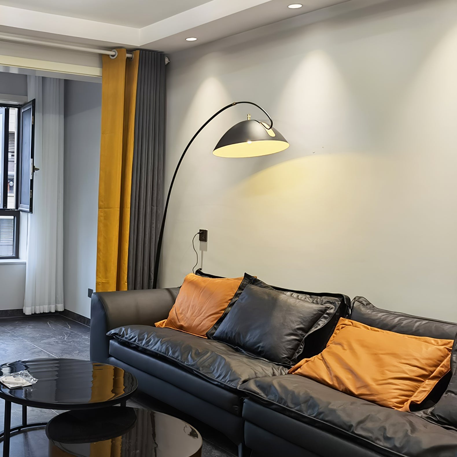 Versaec Floor Lamp