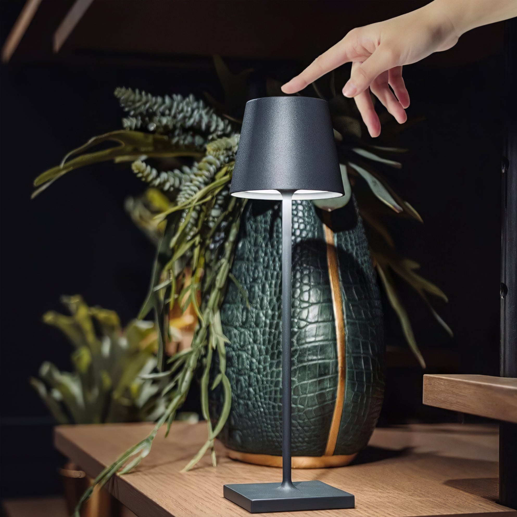Kyner Table Lamp