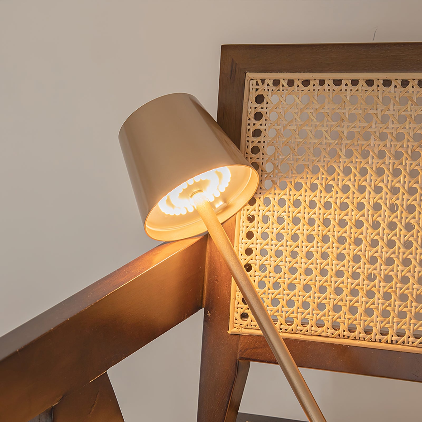 Kyner Table Lamp