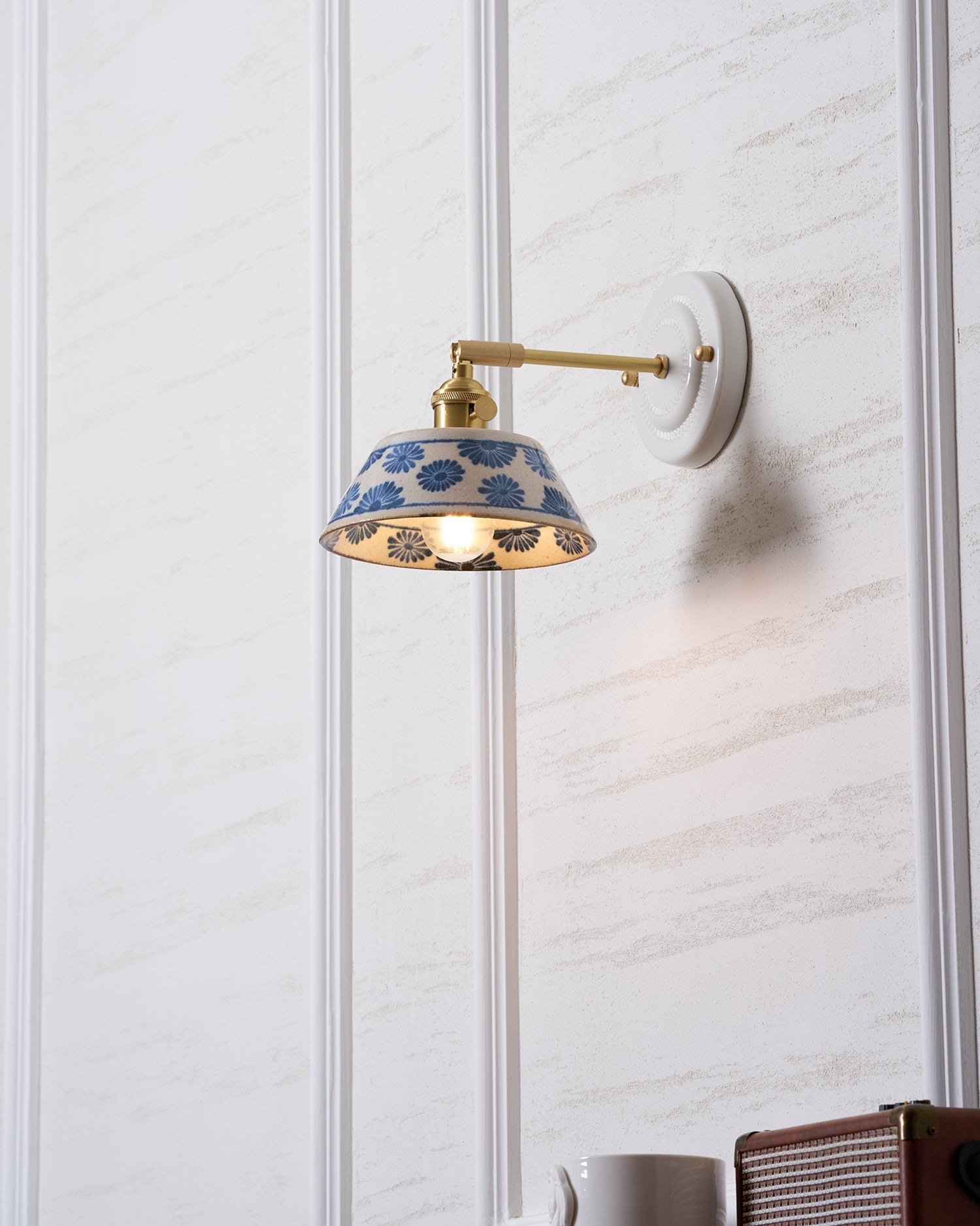 Kaivel Wall Light