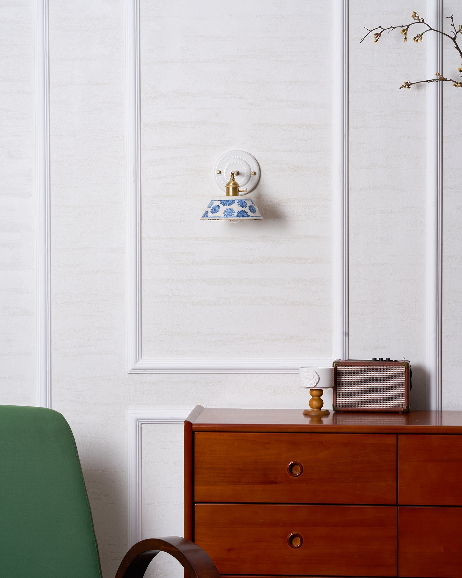 Kaivel Wall Light