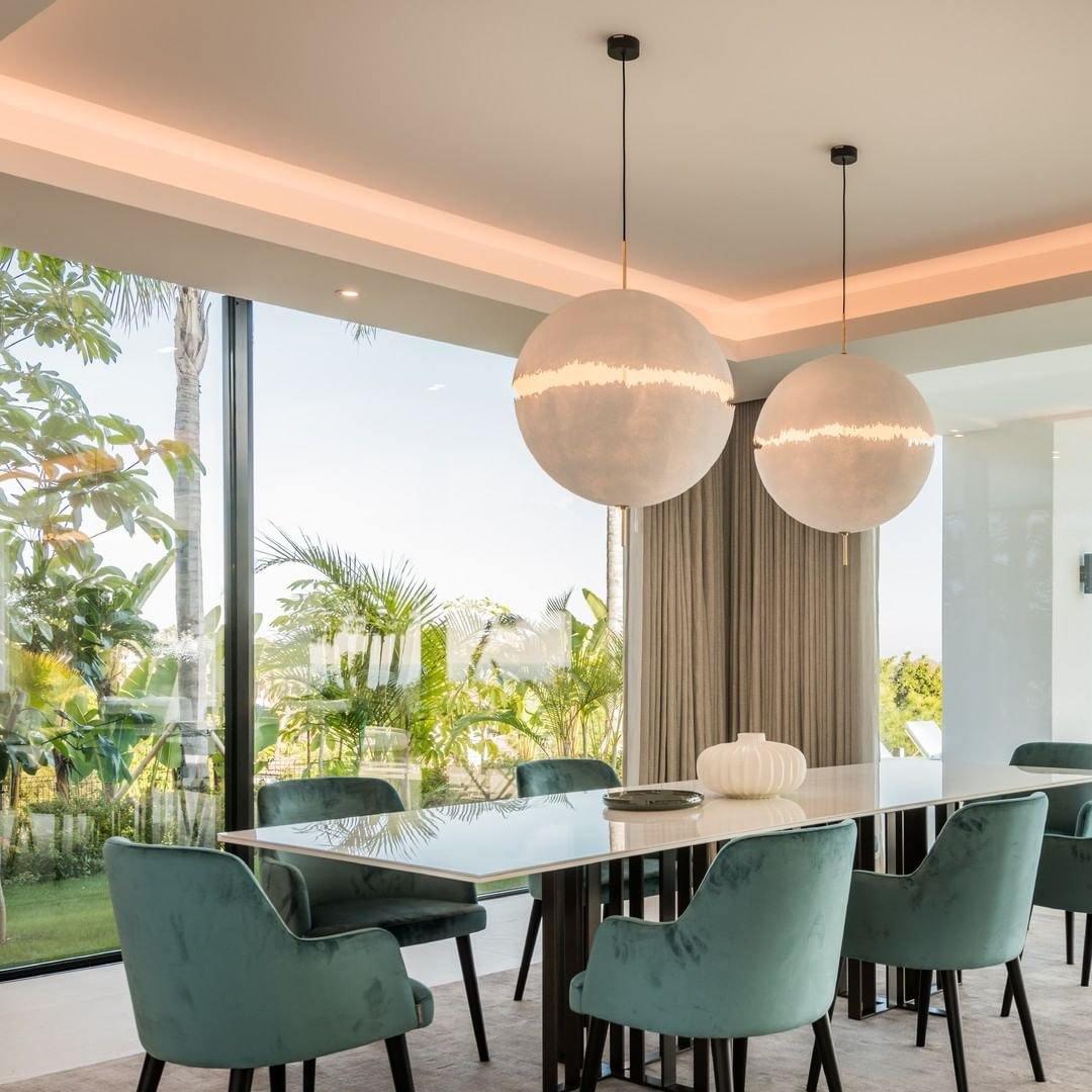 Pereneo Pendant Light