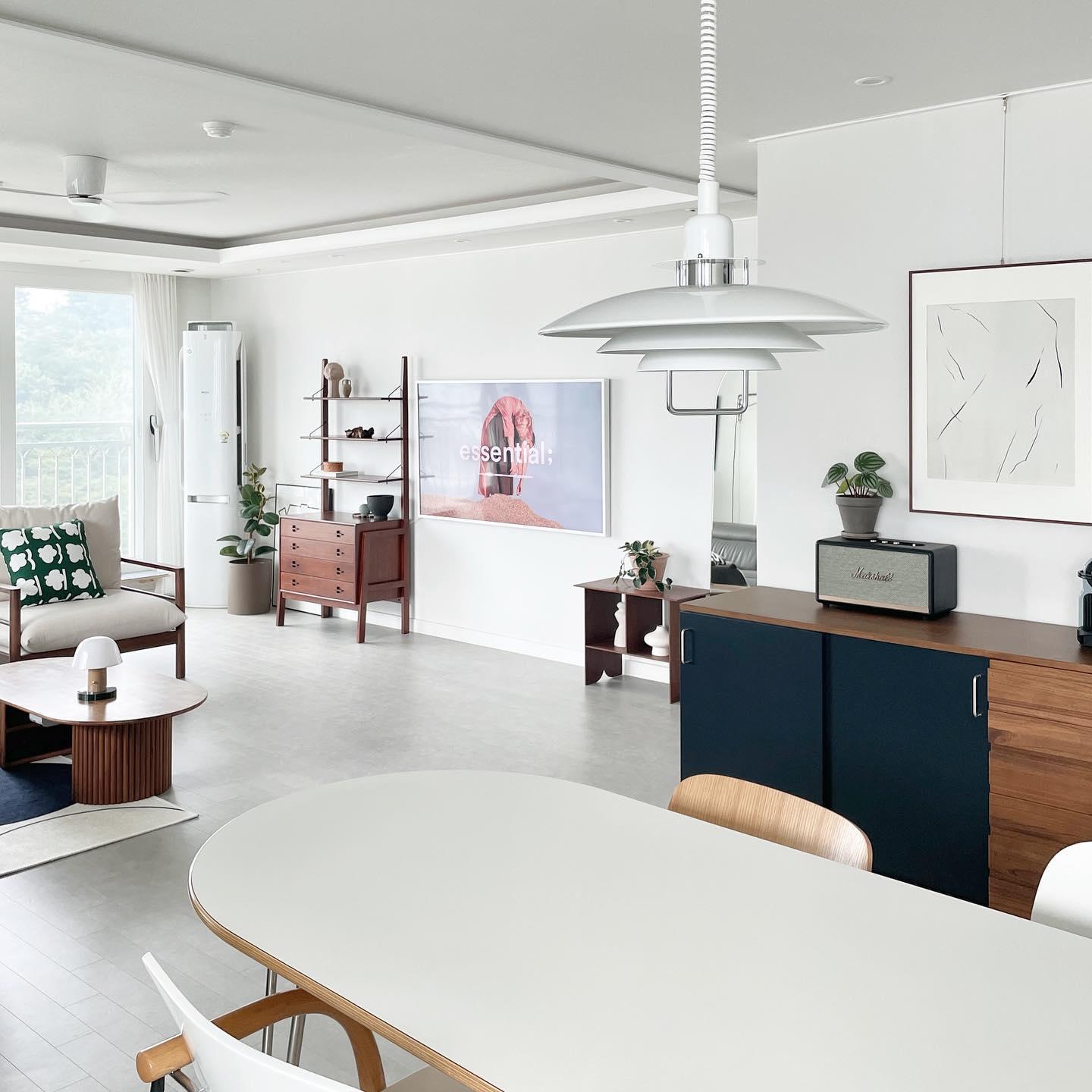 Poulives Pendant Light