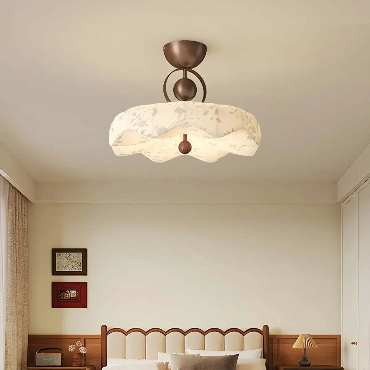 Soleni Ceiling Light