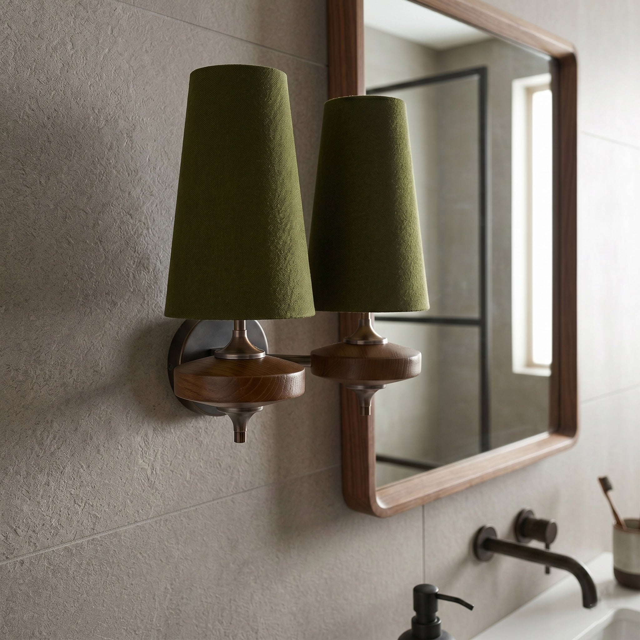 Yaronwick Cone Wall Light