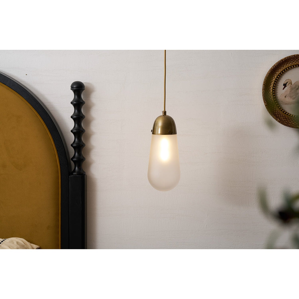 Ariwyn Teardrop Pendant Light