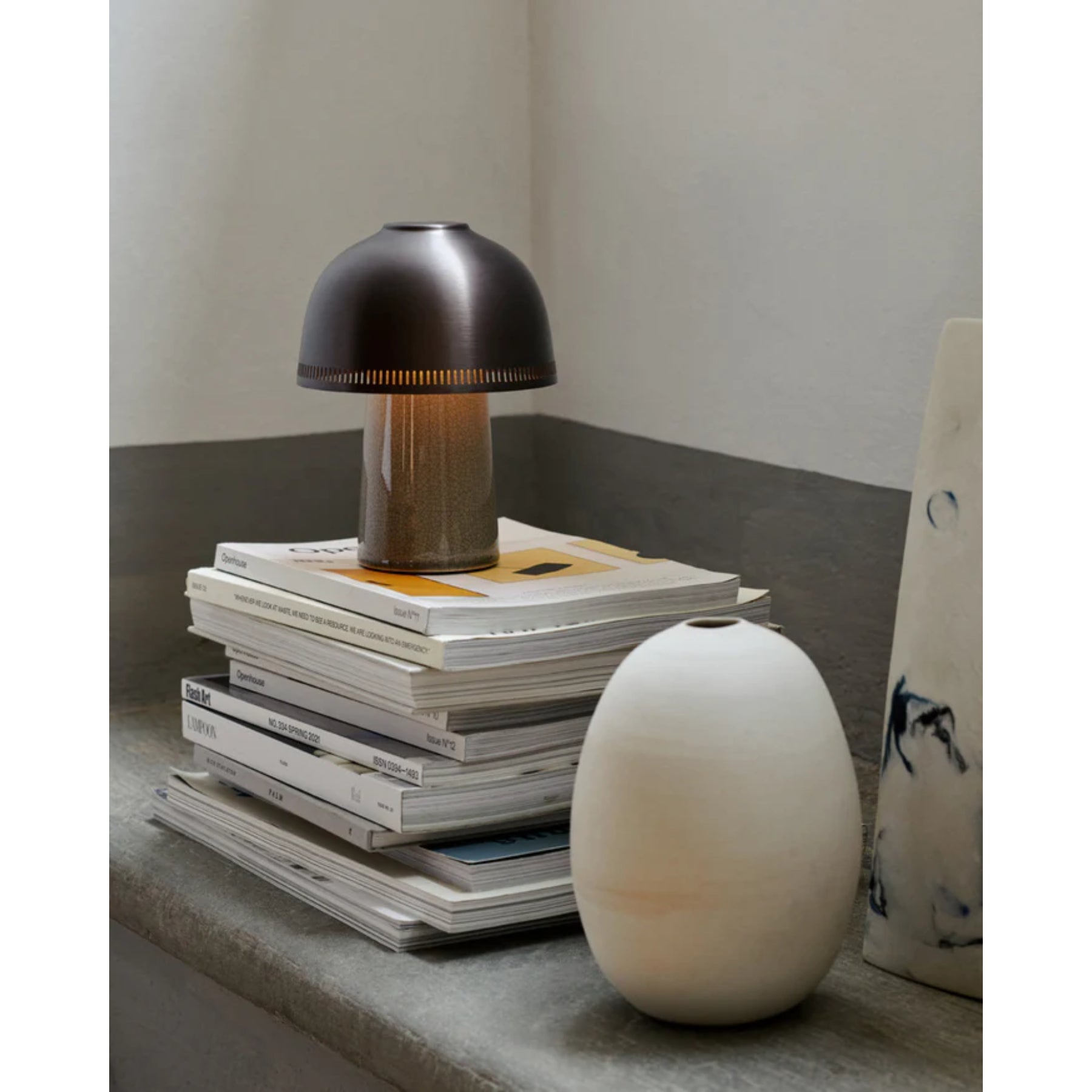 Ruka Table Lamp