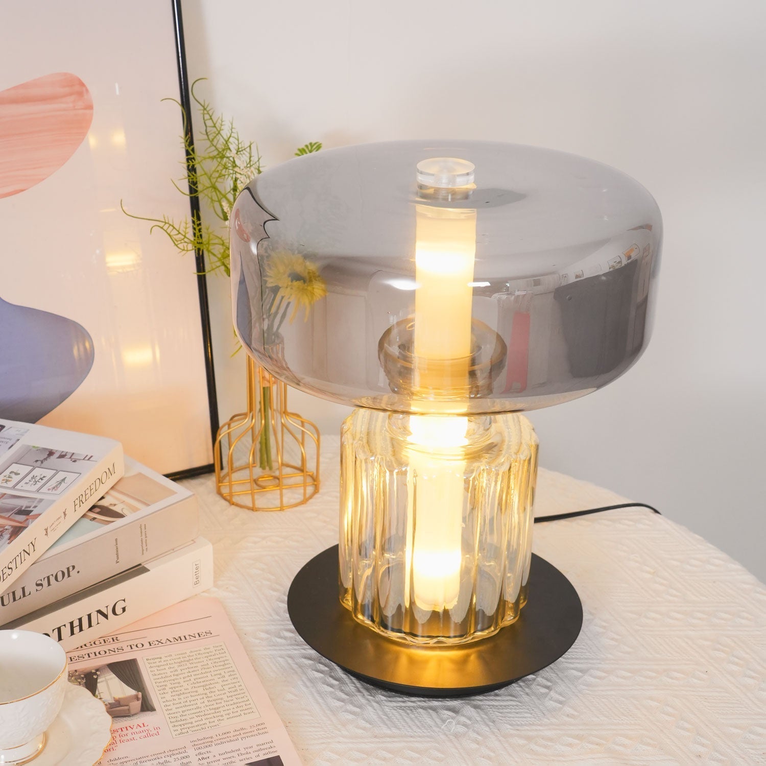 Repanuzi Table Lamp
